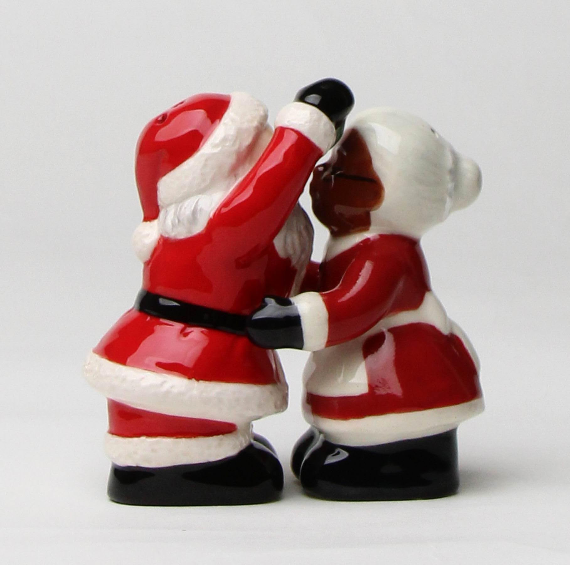 Colorful and unique Santa salt pepper shaker design