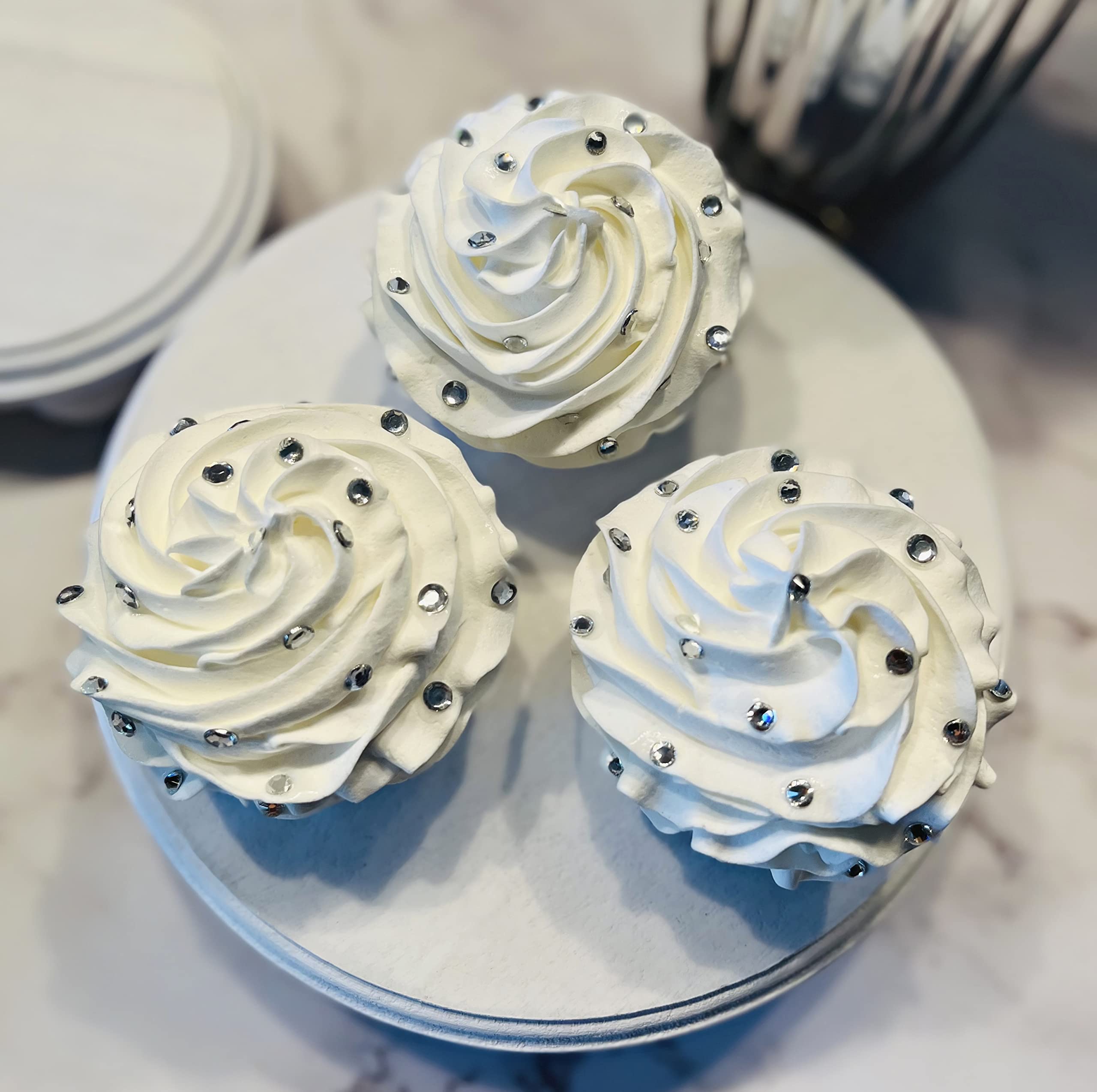 Set of 3 fake cupcakes for cake stand display
