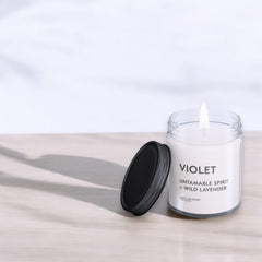 Hand-poured candle with 100% cotton wick and recyclable lid