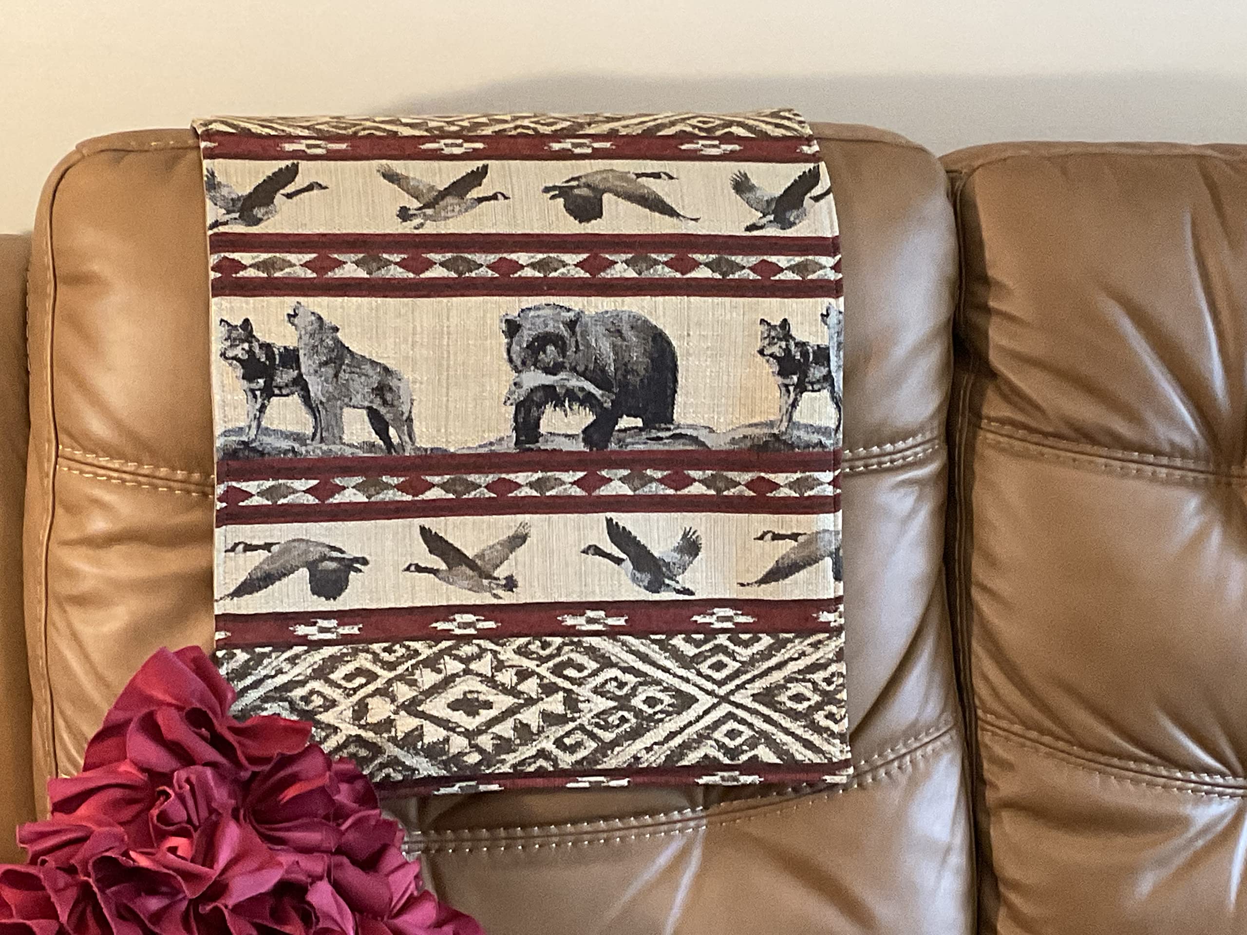 Bear design headrest cover suitable for log cabin chairs