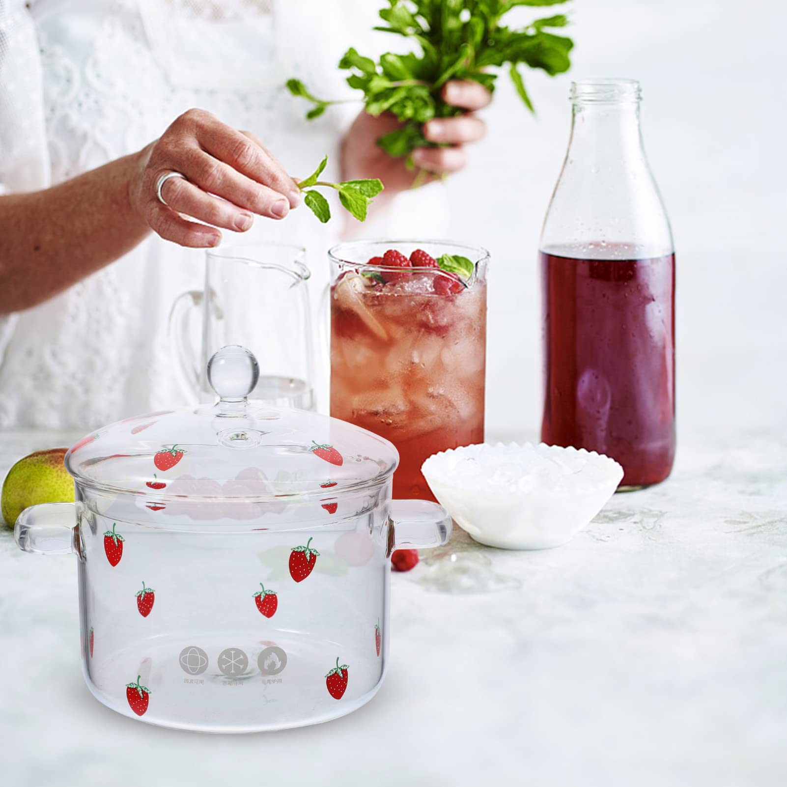 Ergonomic double ear handles on Hemoton glass pot