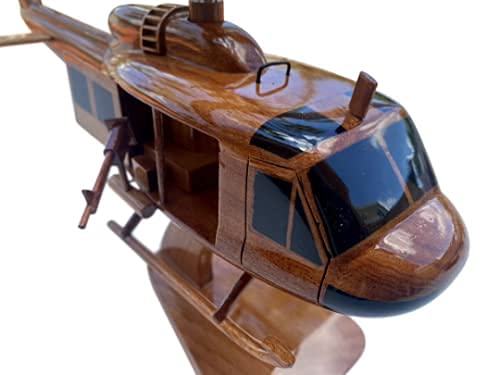 Desktop aircraft model Tesaut UH1 Huey Gunship 5 image set