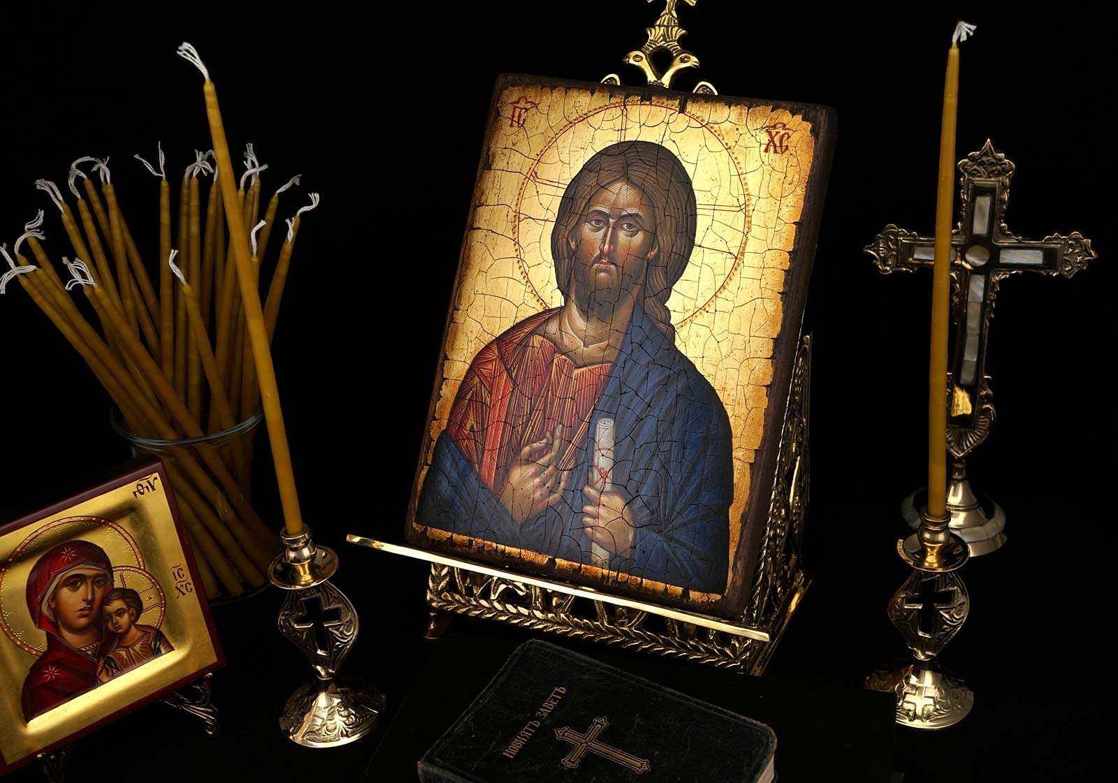 Home icon altar or prayer corner candle holder