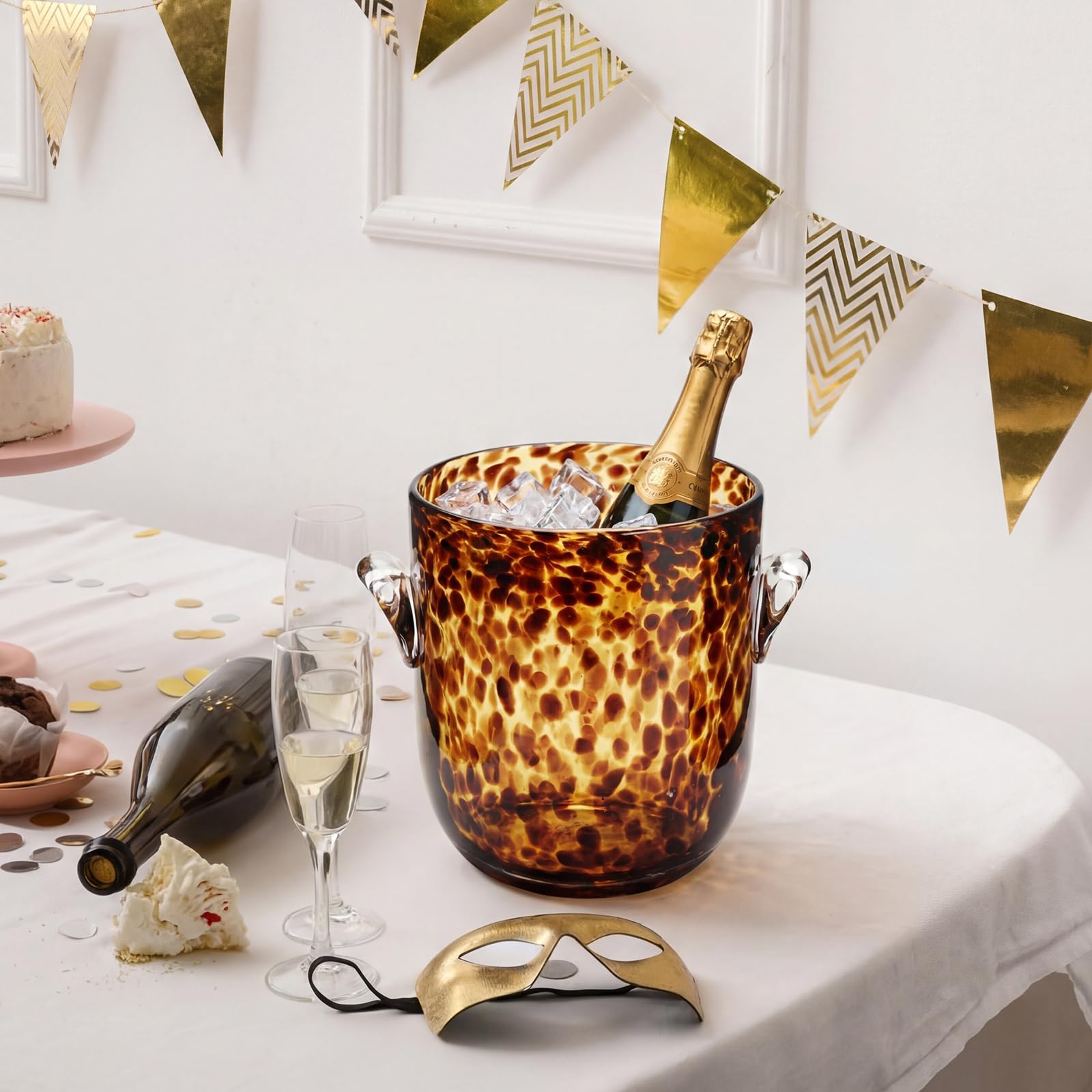 Remerry tortoise glass ice bucket on table