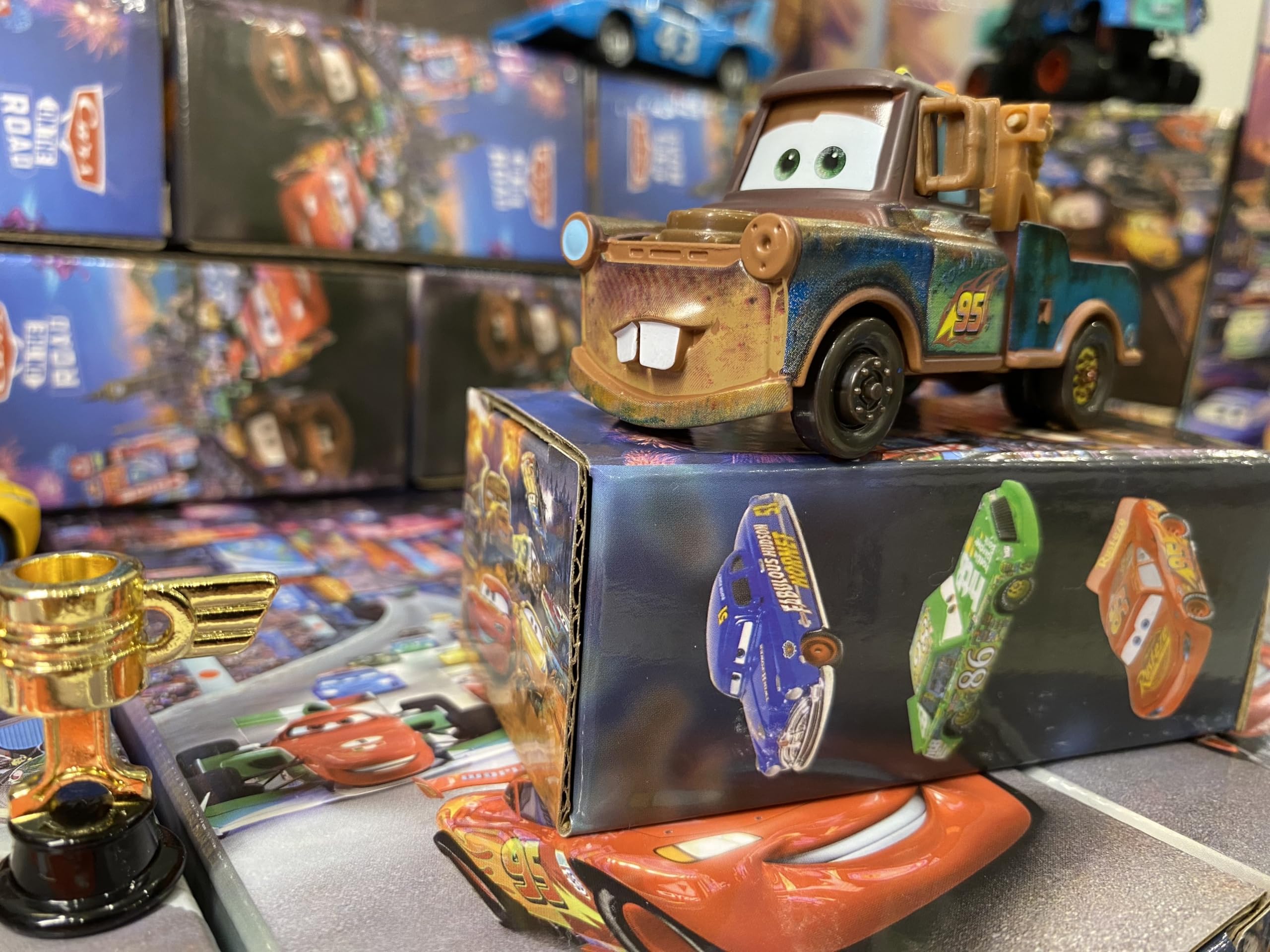 Prototype size variation of HOMETEAM SP toy cars