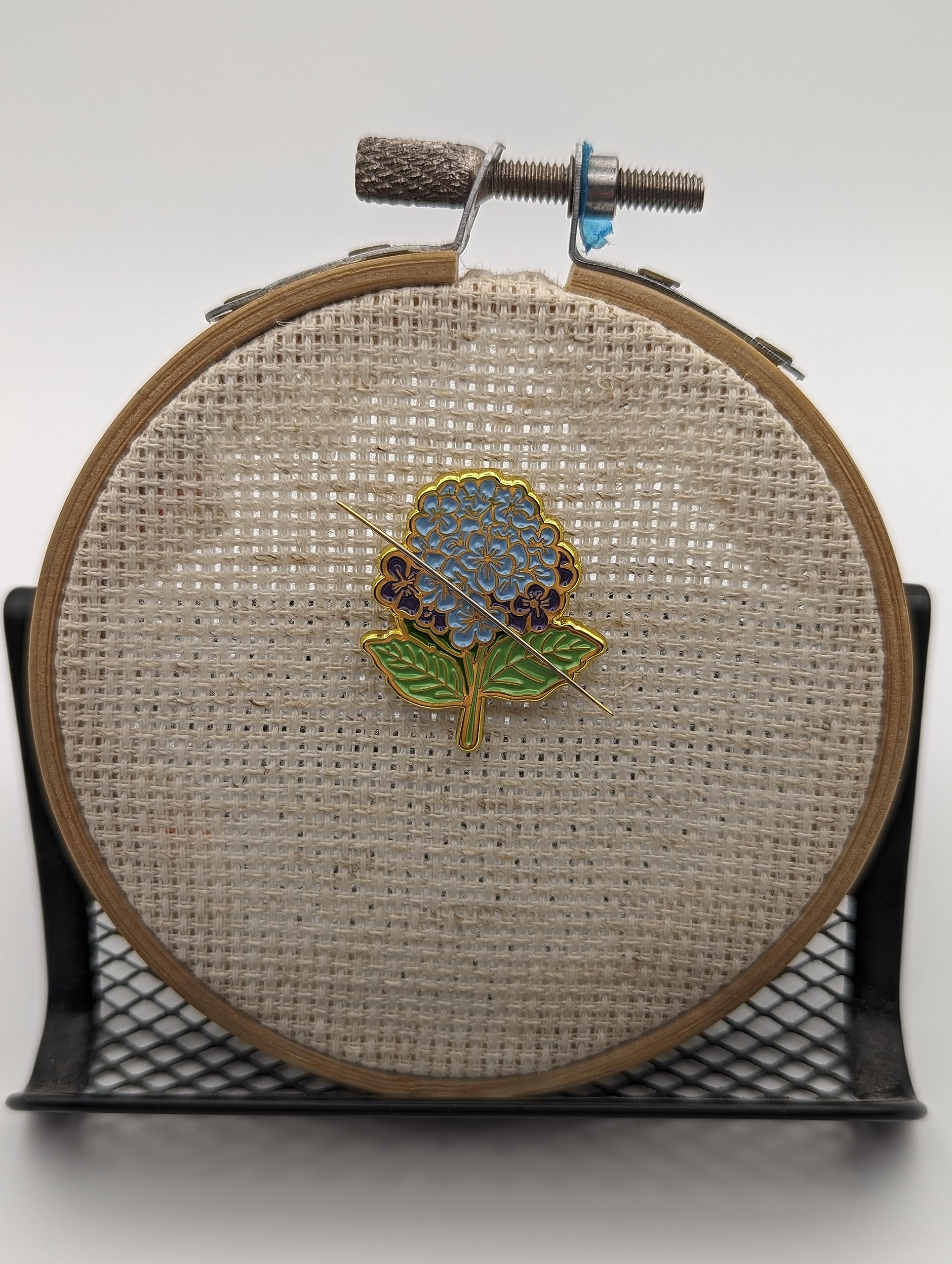 Hydrangea Needle Minder with back magnet holds needle to fabric