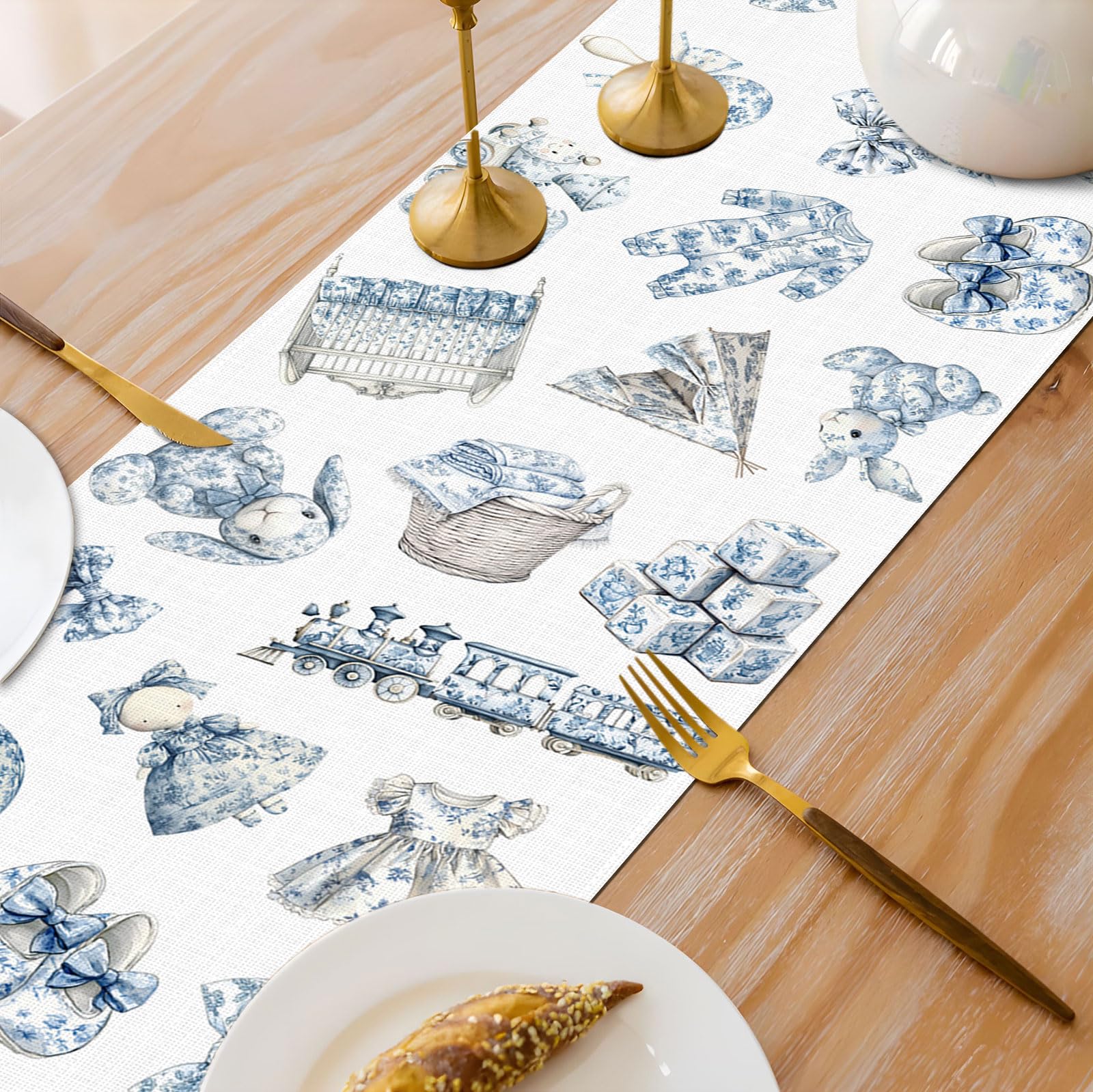 Indoor and outdoor dining table runner suitable for daily use