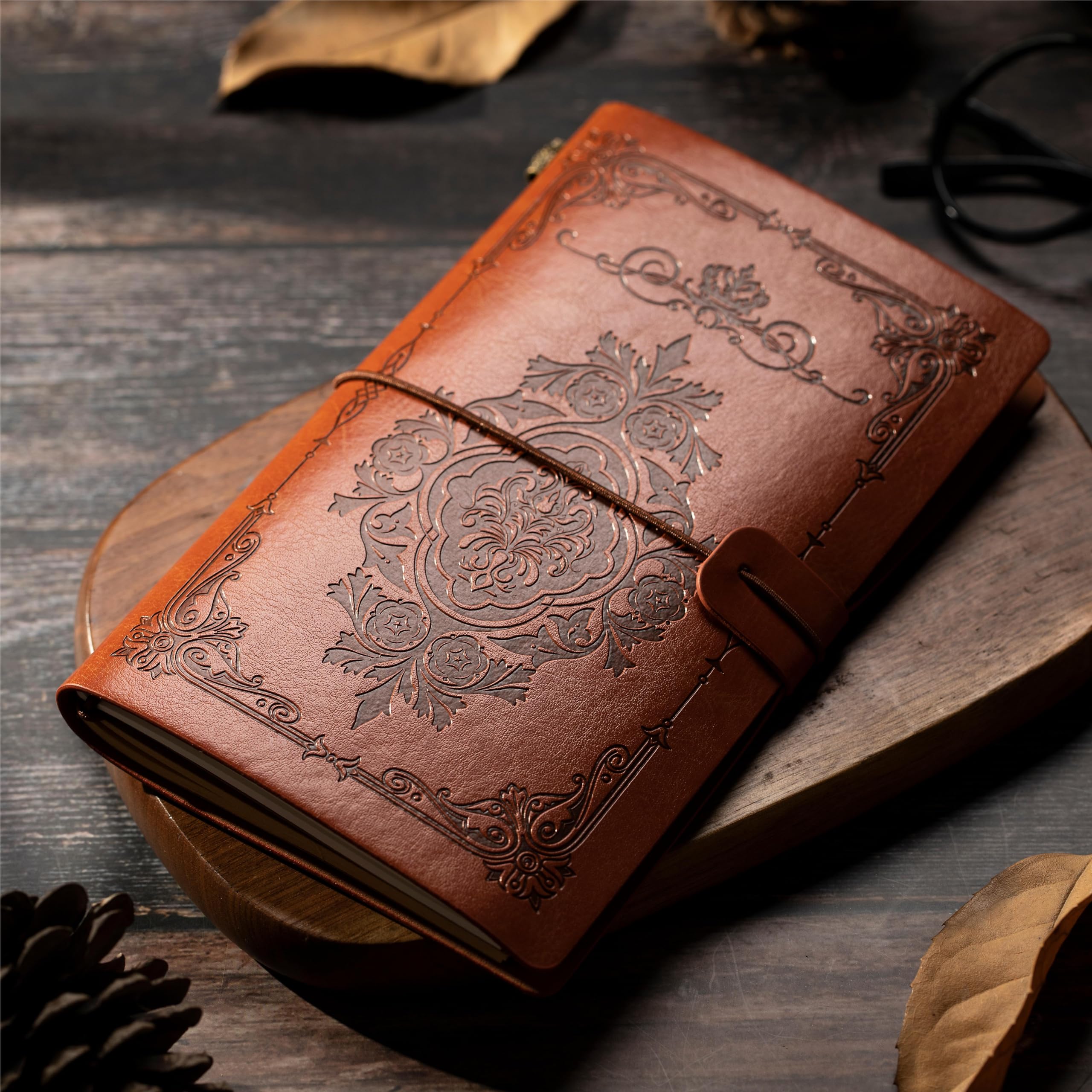 Gift box lid and straws included with packaging