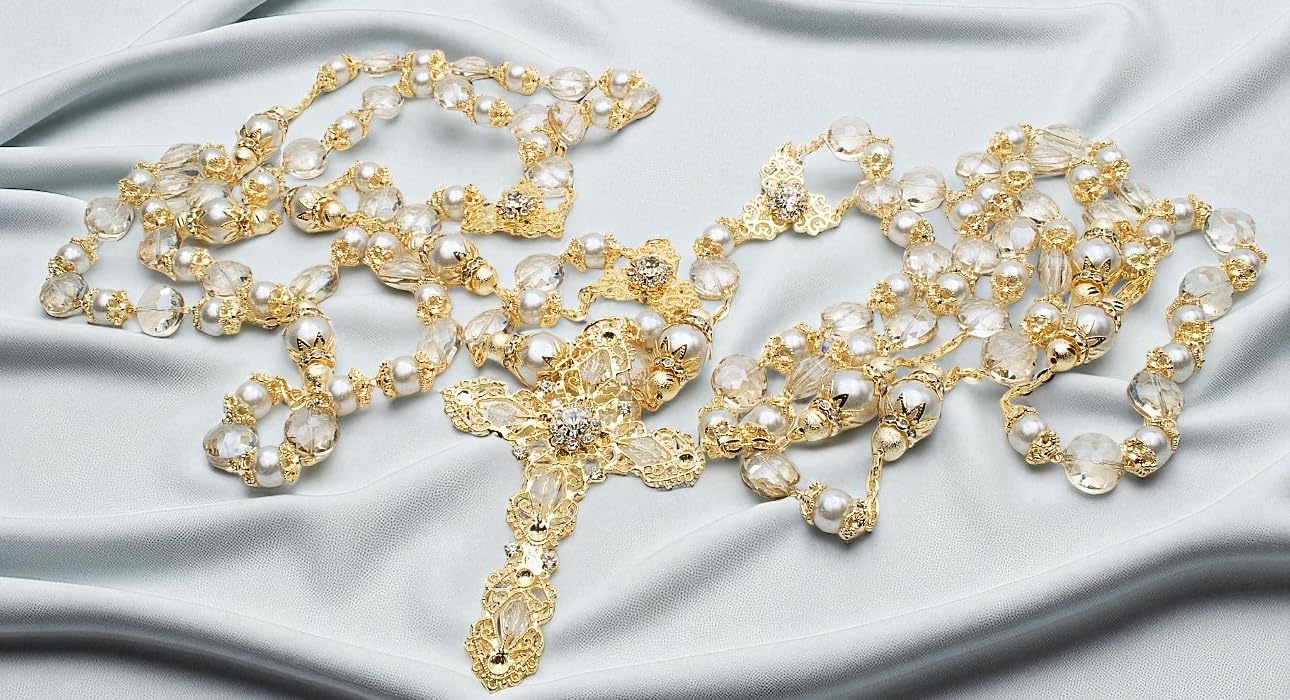 Ivory crystal pearls and 12 mm round Autrian crystals centerpiece lasso