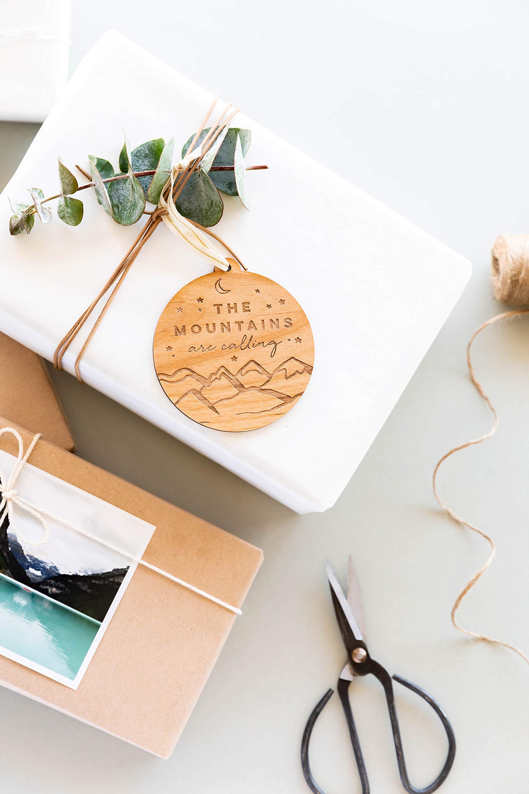 John Muir quote ornament back engraving possible and front design unchanged