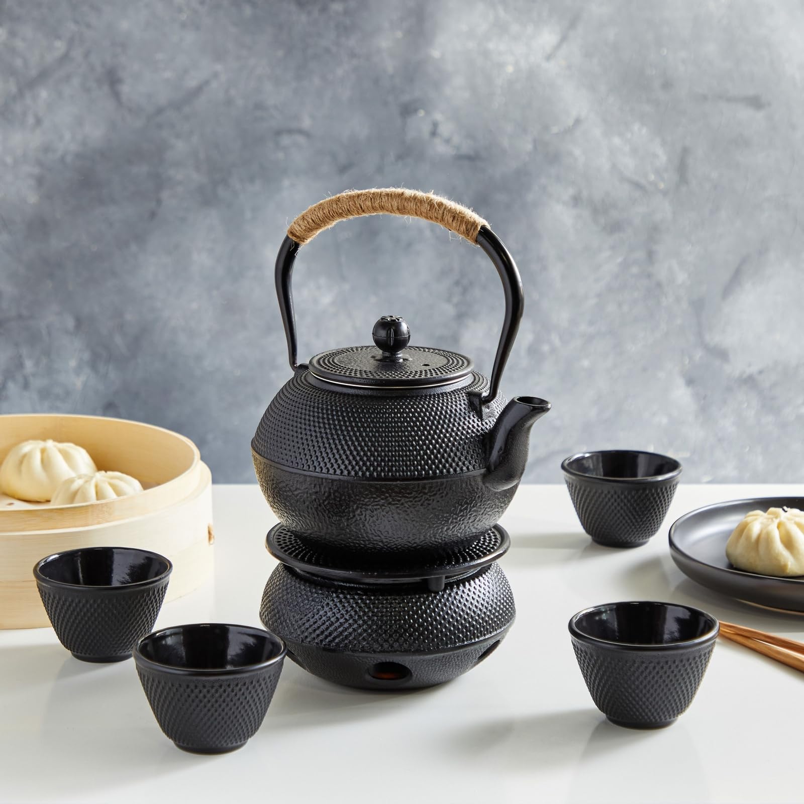 Juvale Japanese cast iron Tetsubin design teapot