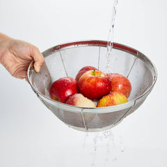 Juvale strainer used as rice colander
