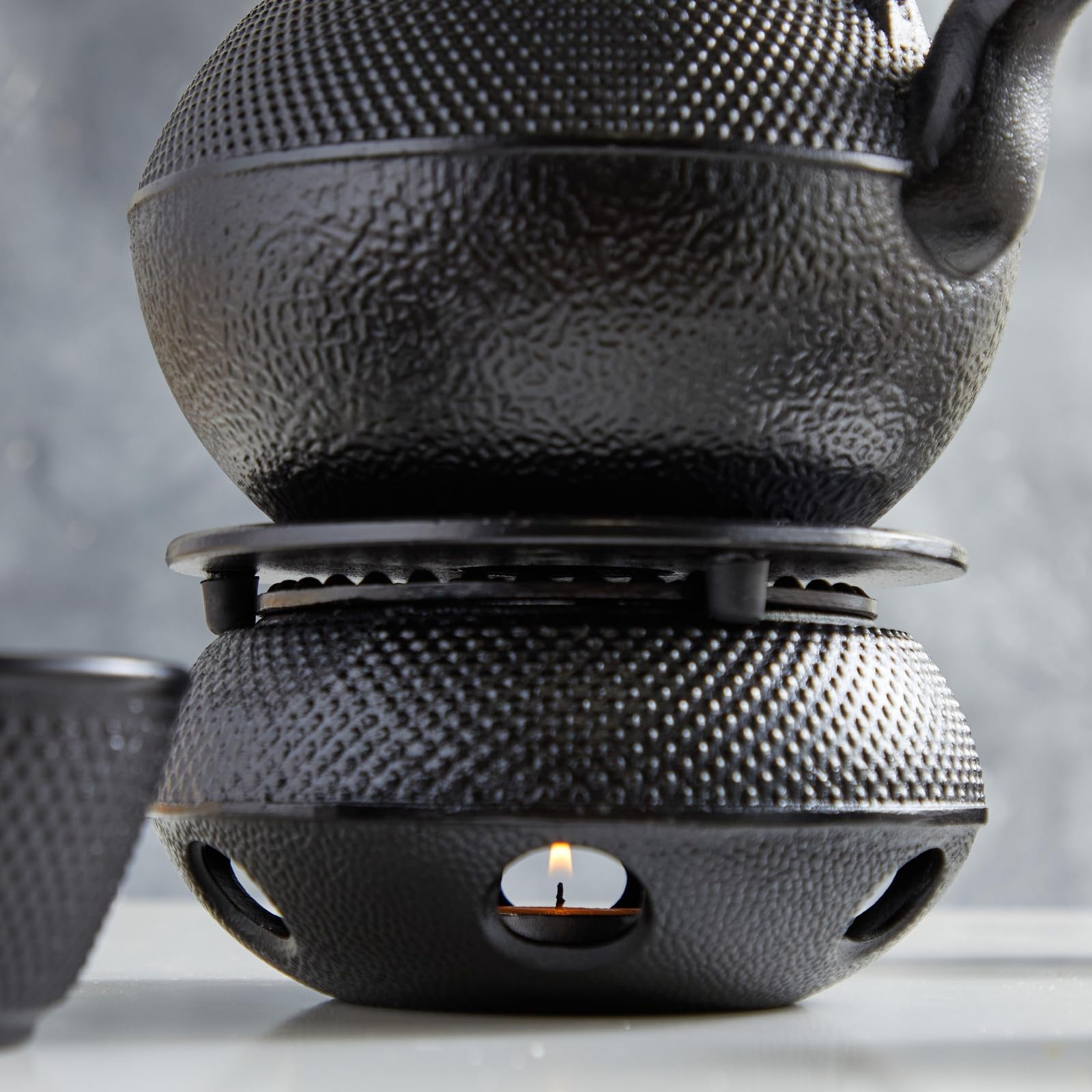 Juvale 40 oz cast iron teapot with stainless steel infuser