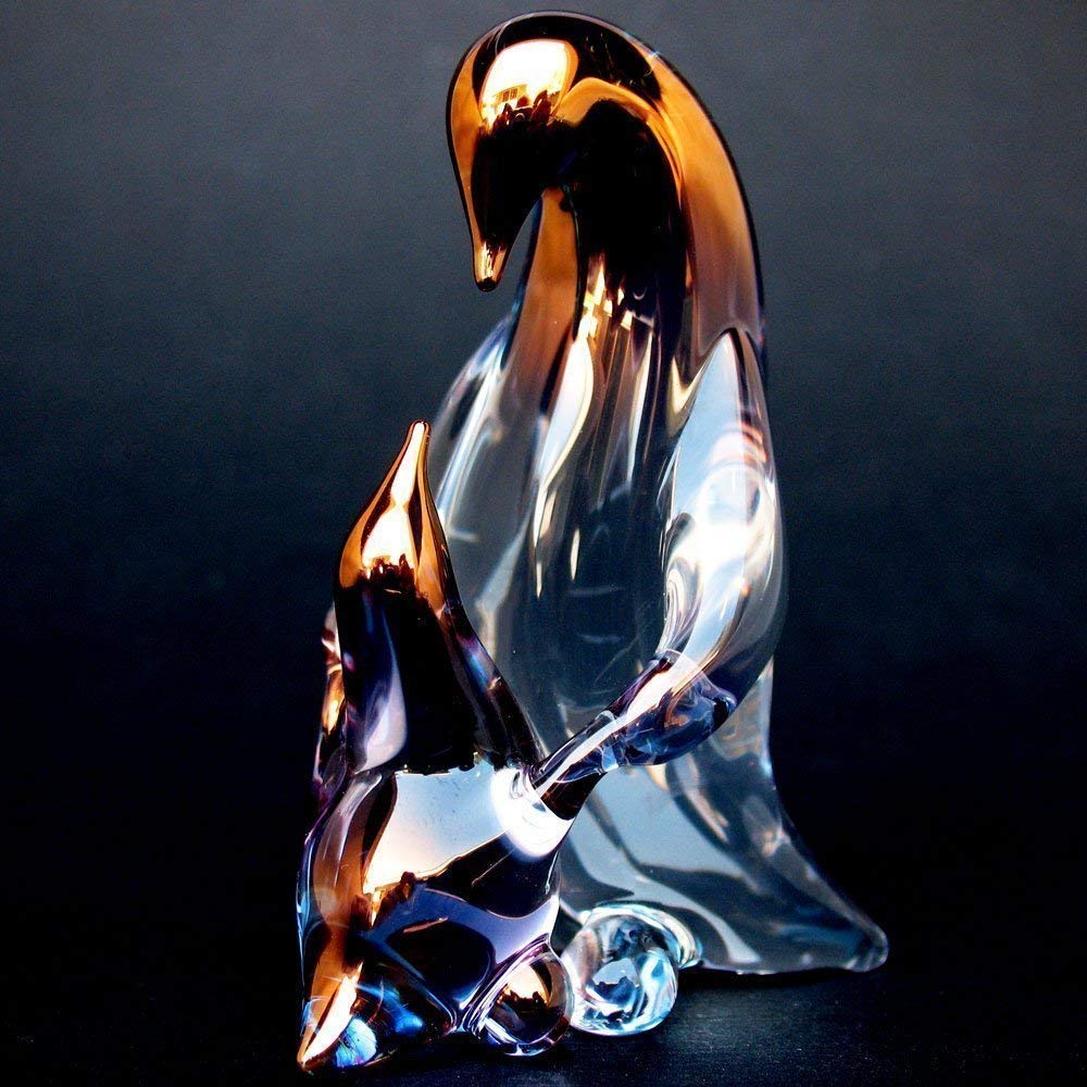 Penguin mother and hatchling figurine measures 3.5 by 2.5 inches