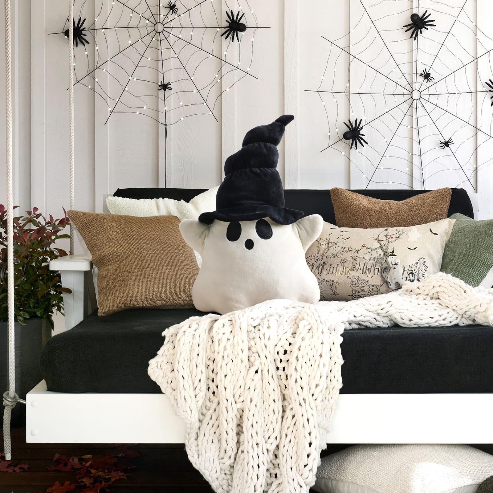 Giftable ghost pillow for family and friends
