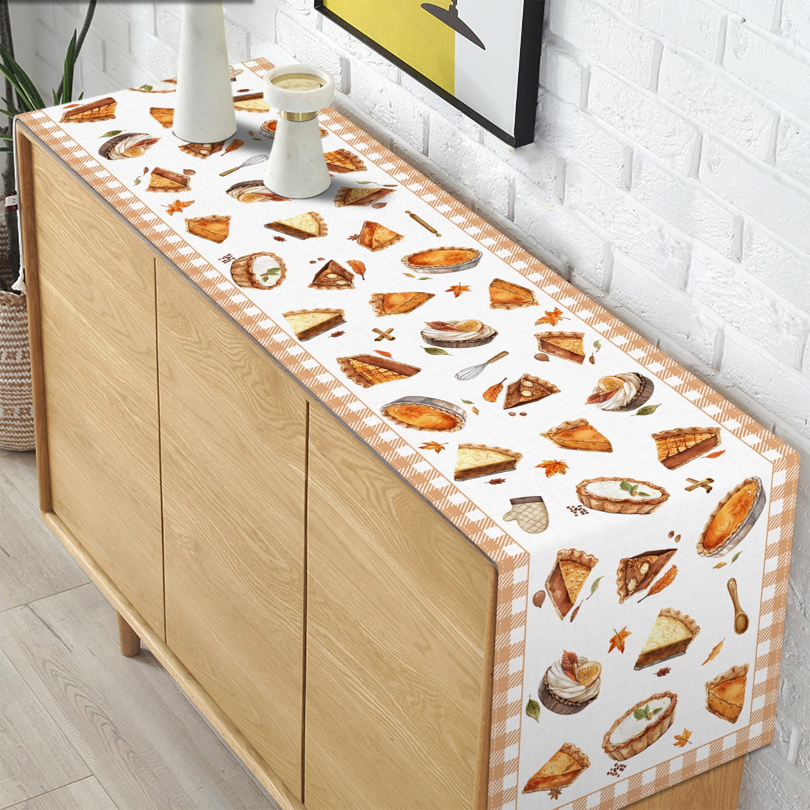 Rustic style table runner suitable for daily family dinners