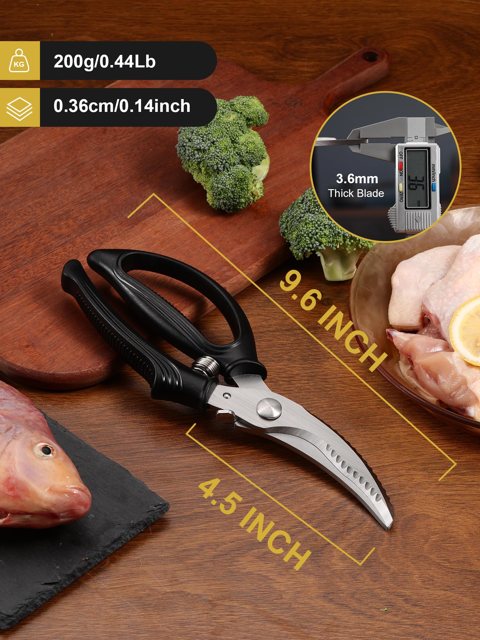 Heavy duty poultry scissors with reinforced blades
