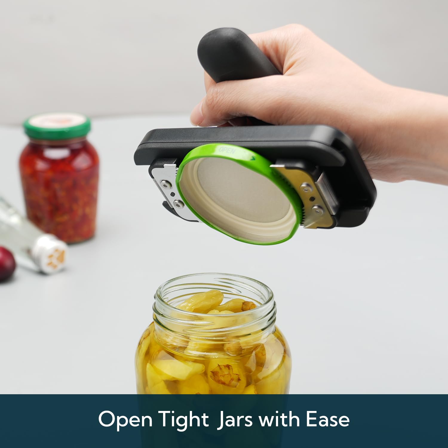 Wide lid compatibility 1–4.5 inch jars