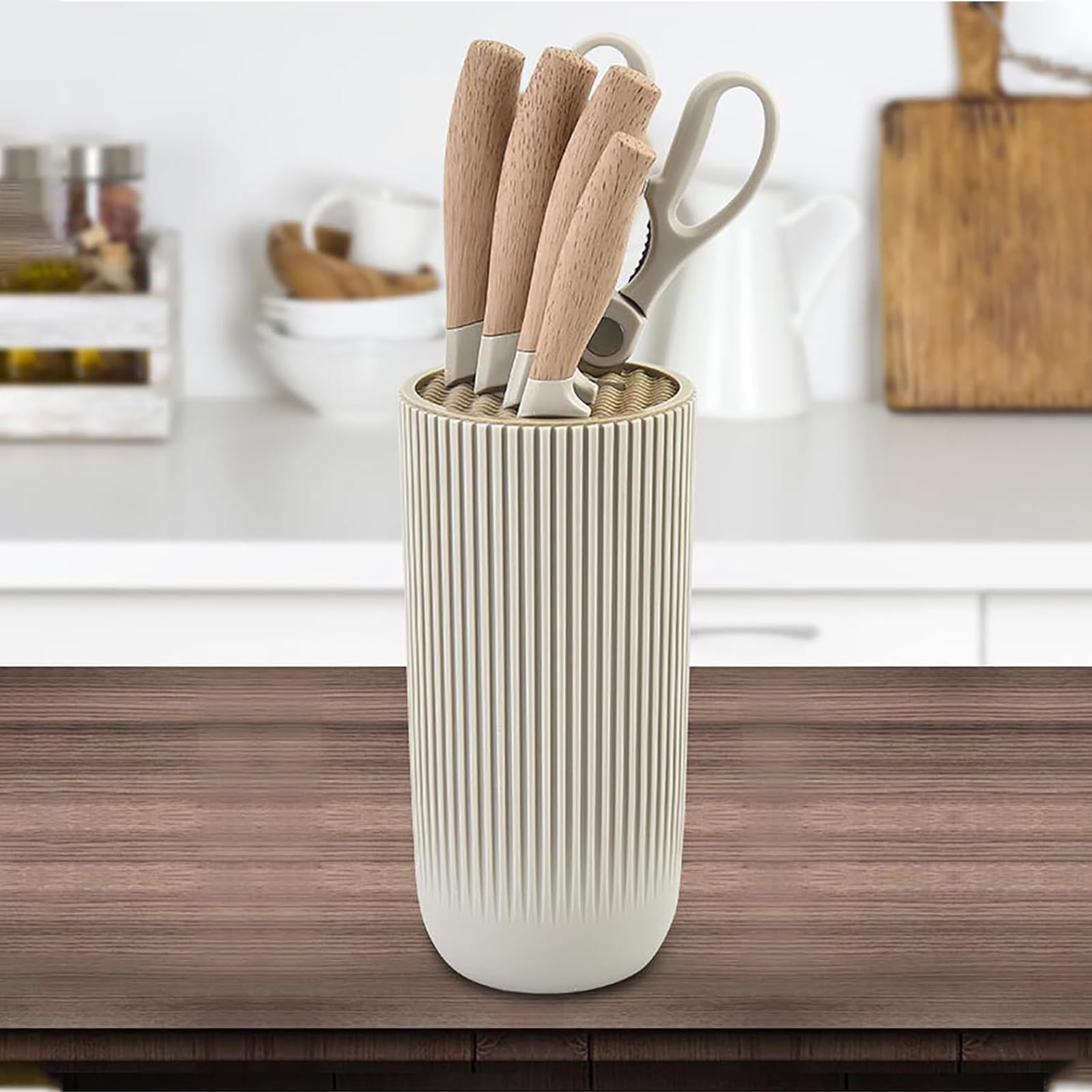 Knife holder block for organized storage