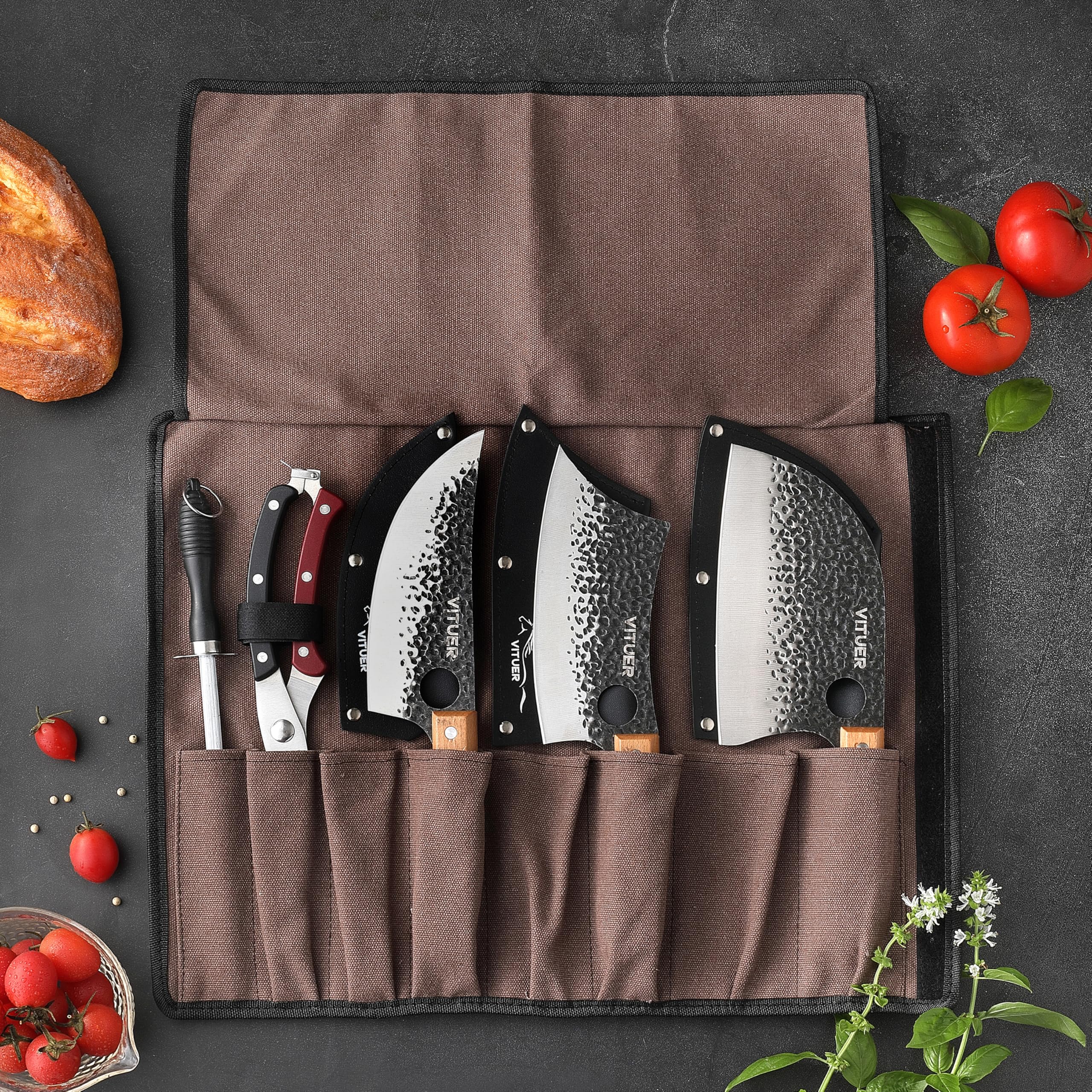 Poultry shears included in the set