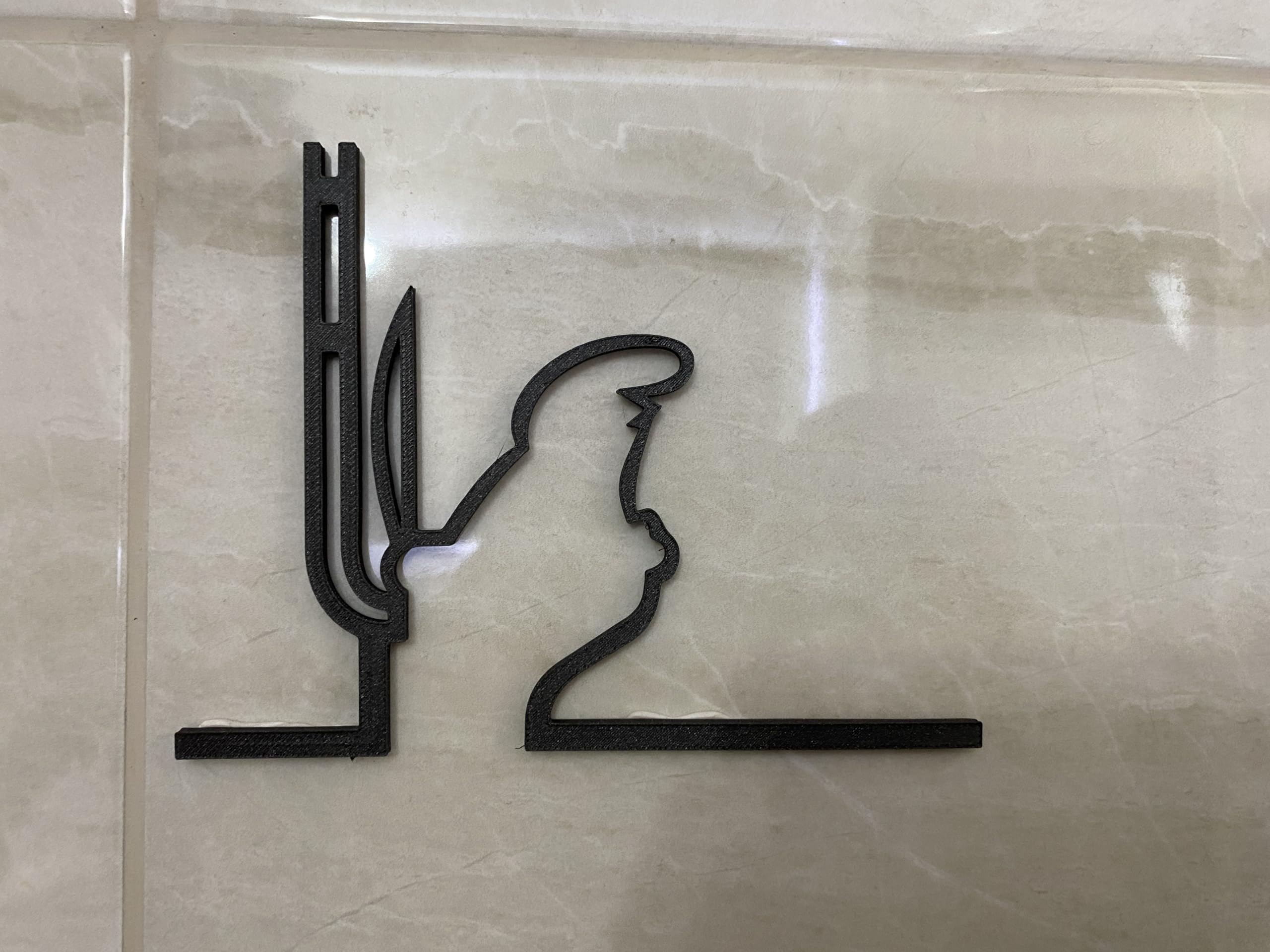 La Linea Figure unique wall art for bathroom