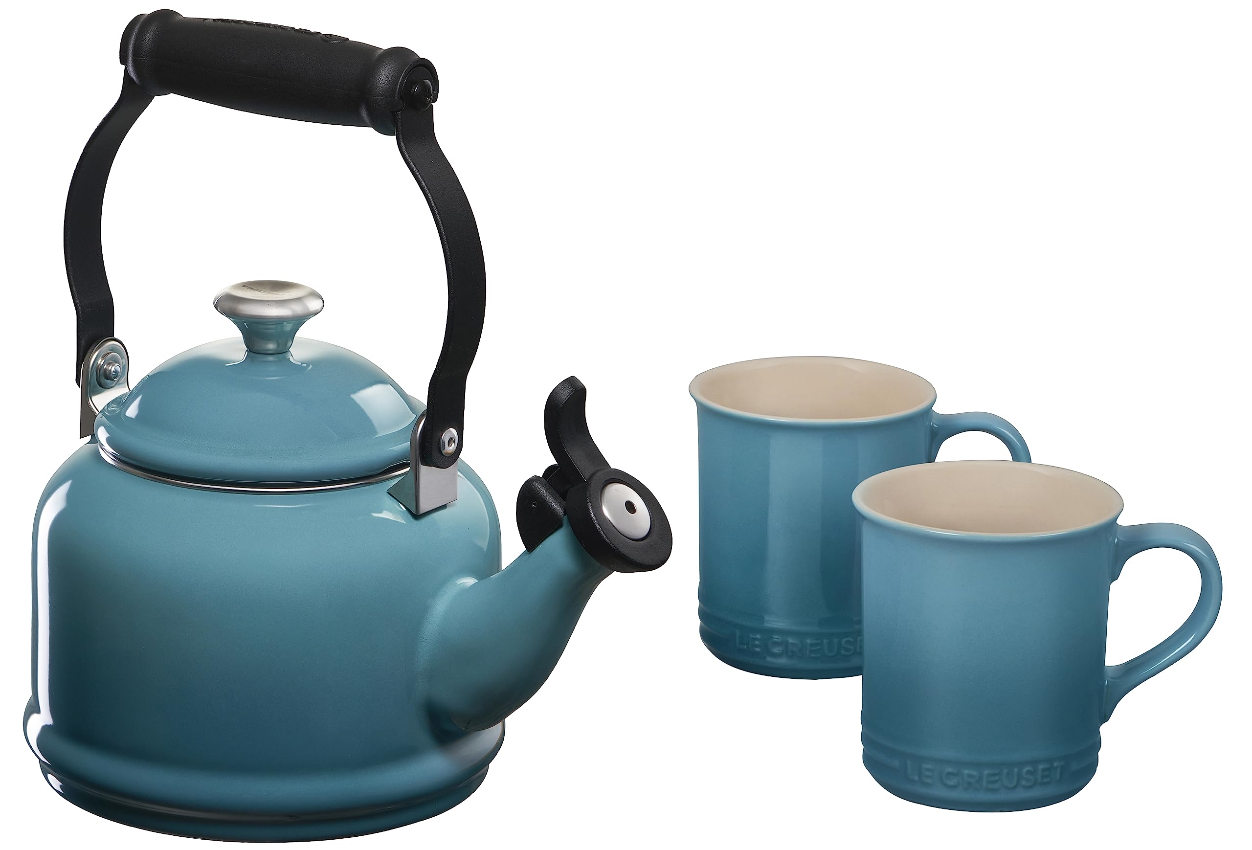 Le Creuset Demi Kettle 1.25 qt Caribbean with two mugs