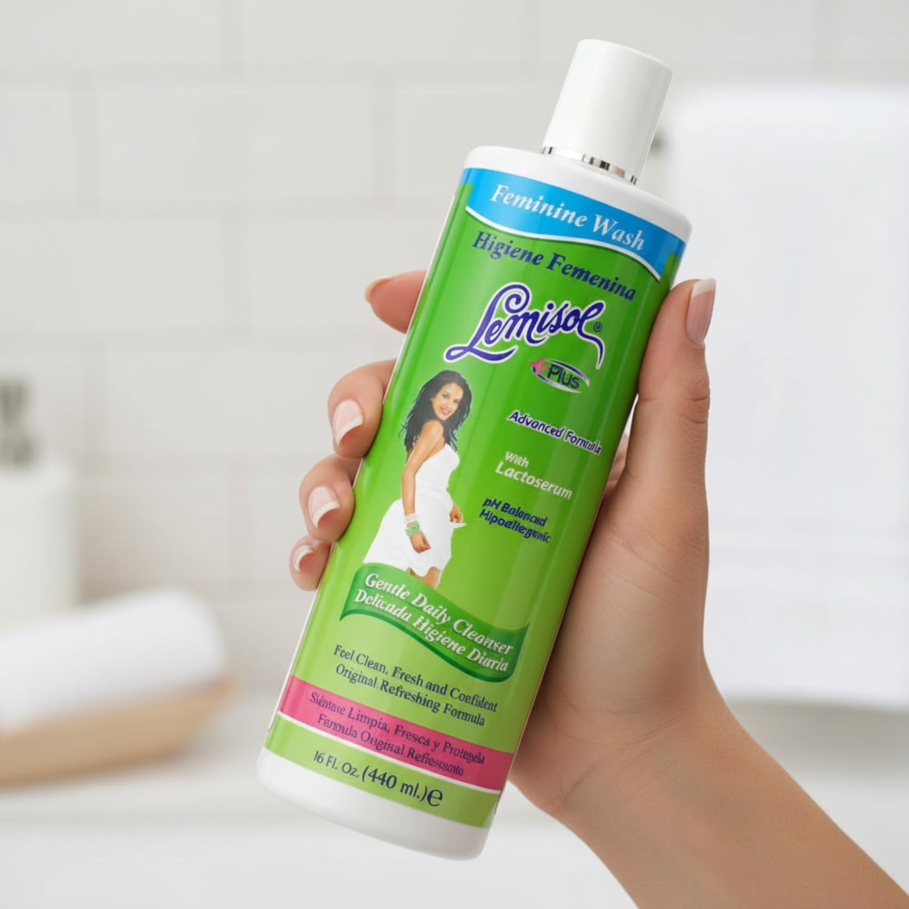 Lemisol Plus Feminine Wash Original Formula 16 Fl Oz box and bottle