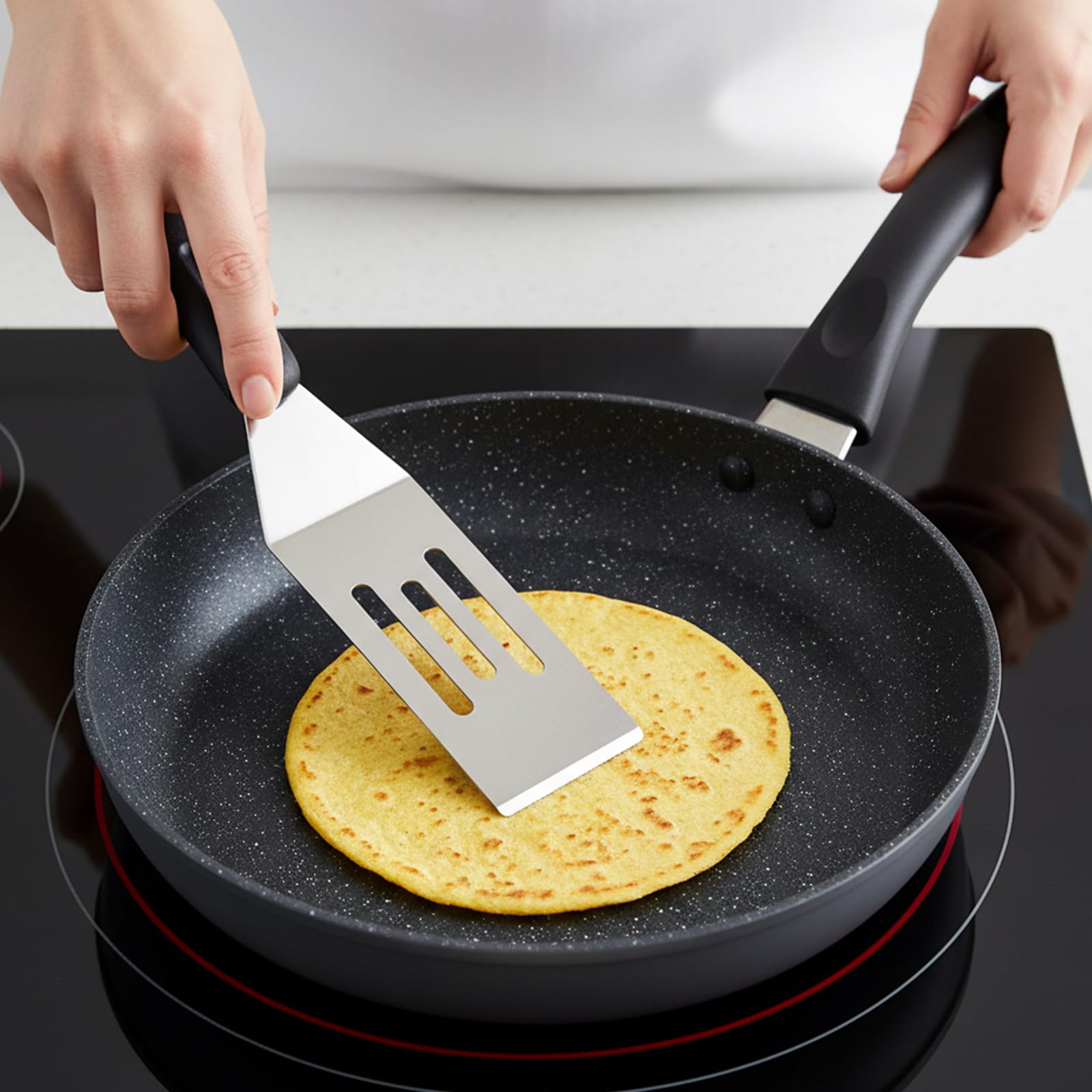 LemonRoad slotted spatula 7-8x1-57in oil drainage holes close-up