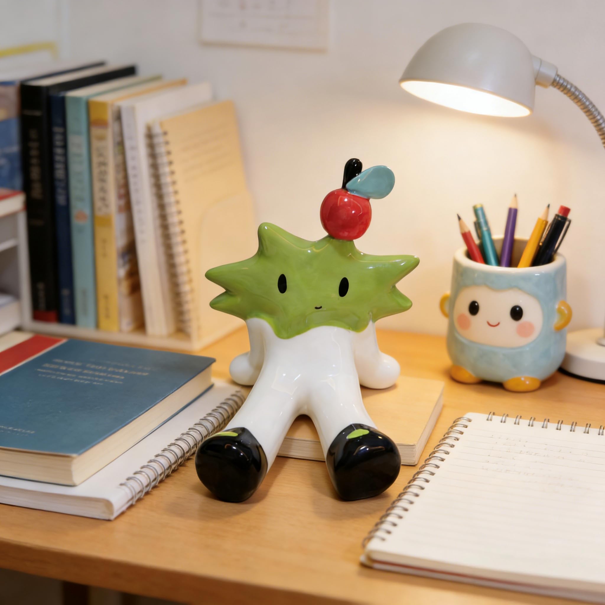 Boutique packaging gift presentation for Lil' Thorn figurine