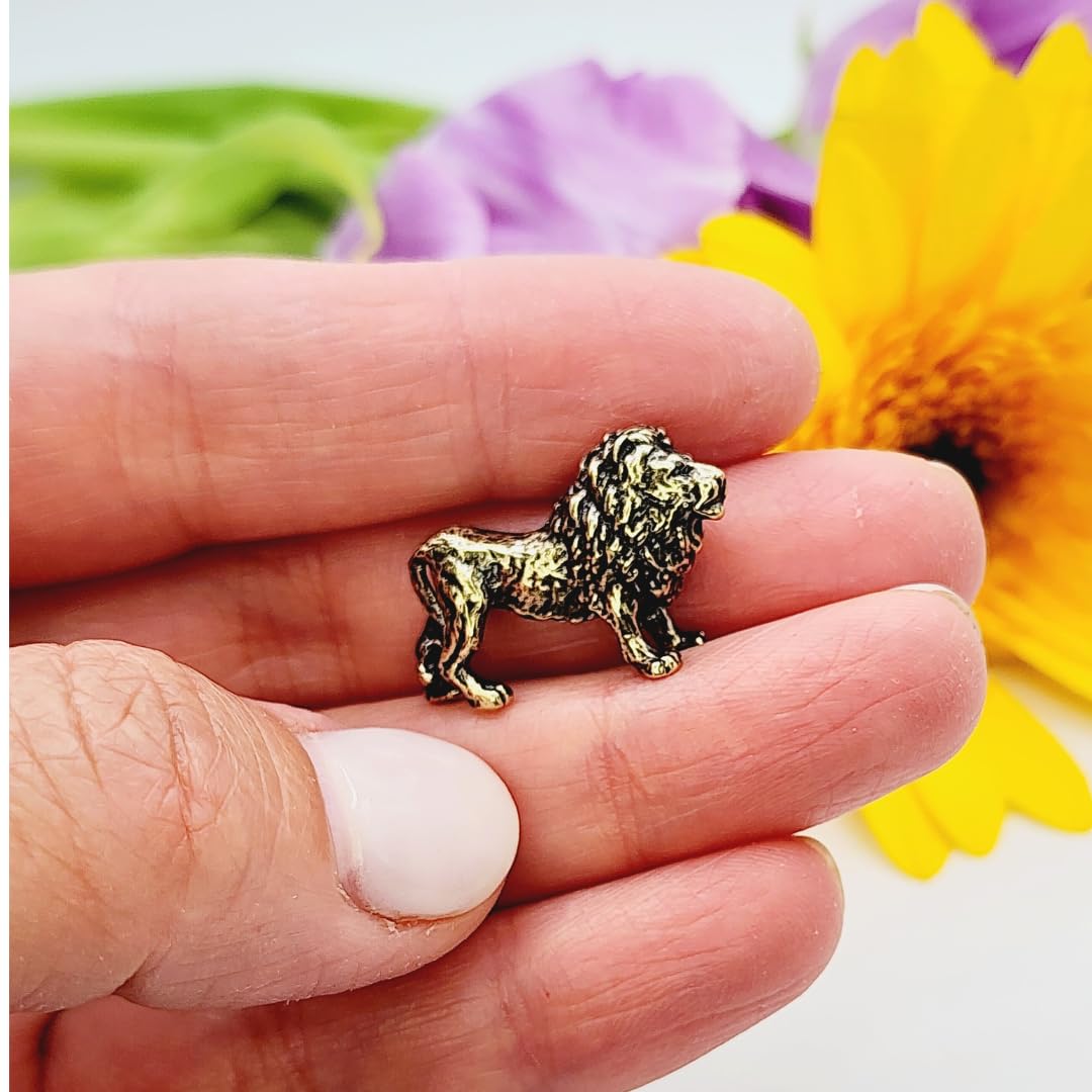 Lion figurine with precise proportions and form