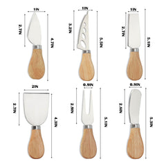 Heart knife included in the cheese knives set