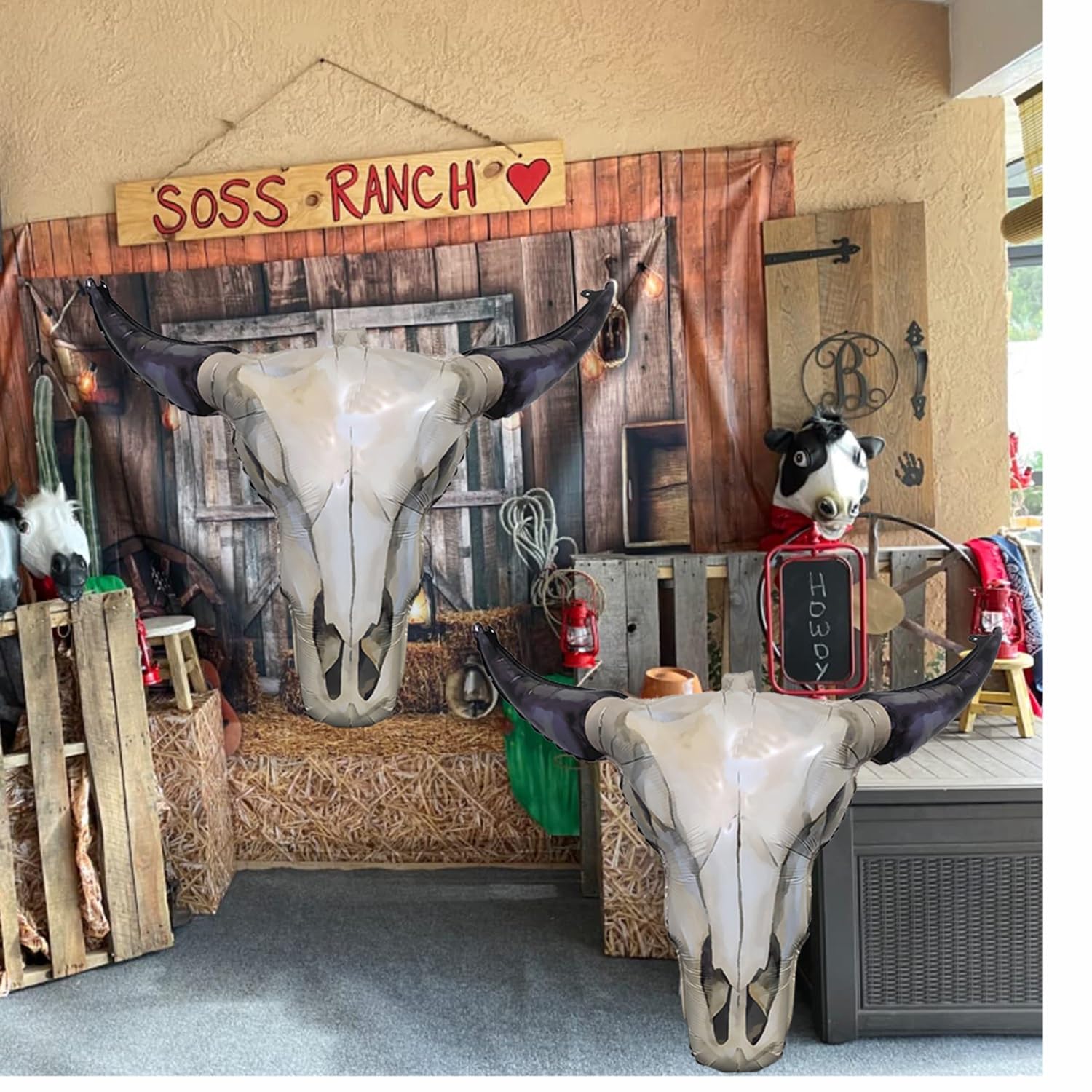 Western Cowboy Party Decorations with longhorn balloon scene