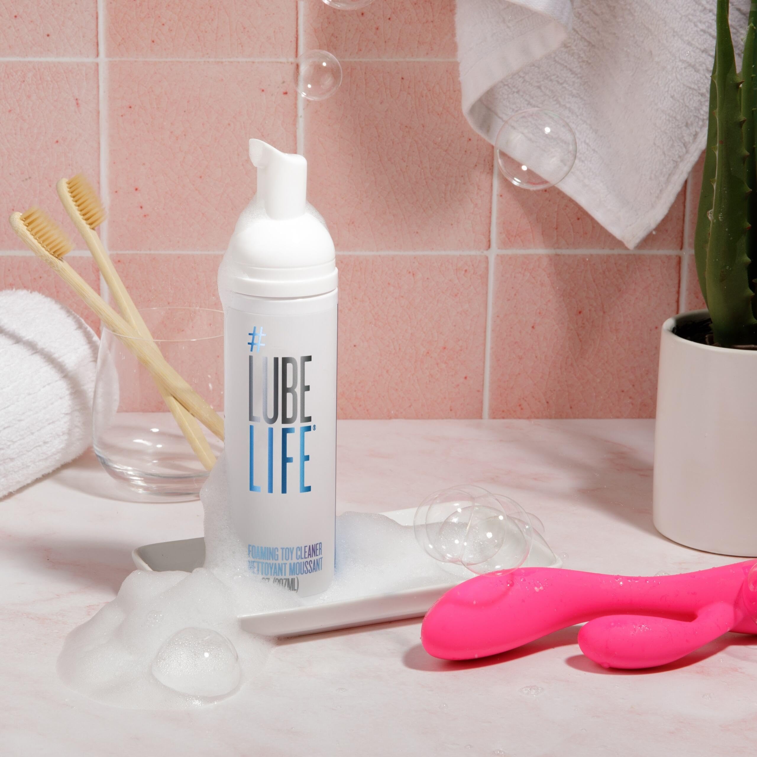 Paraben free formula LUBELIFE foaming toy cleaner