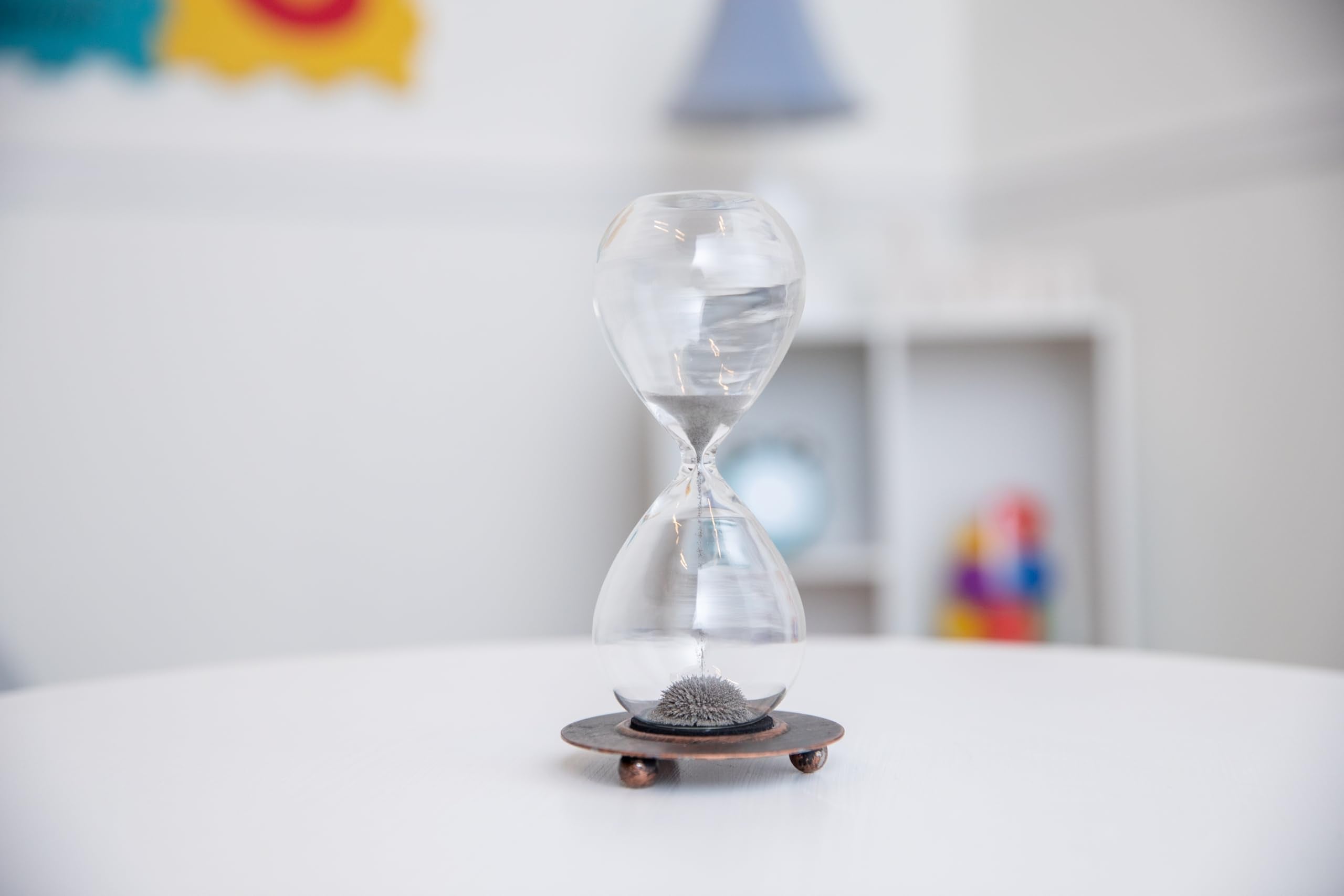 Way Back Toys sandtimer used for family play
