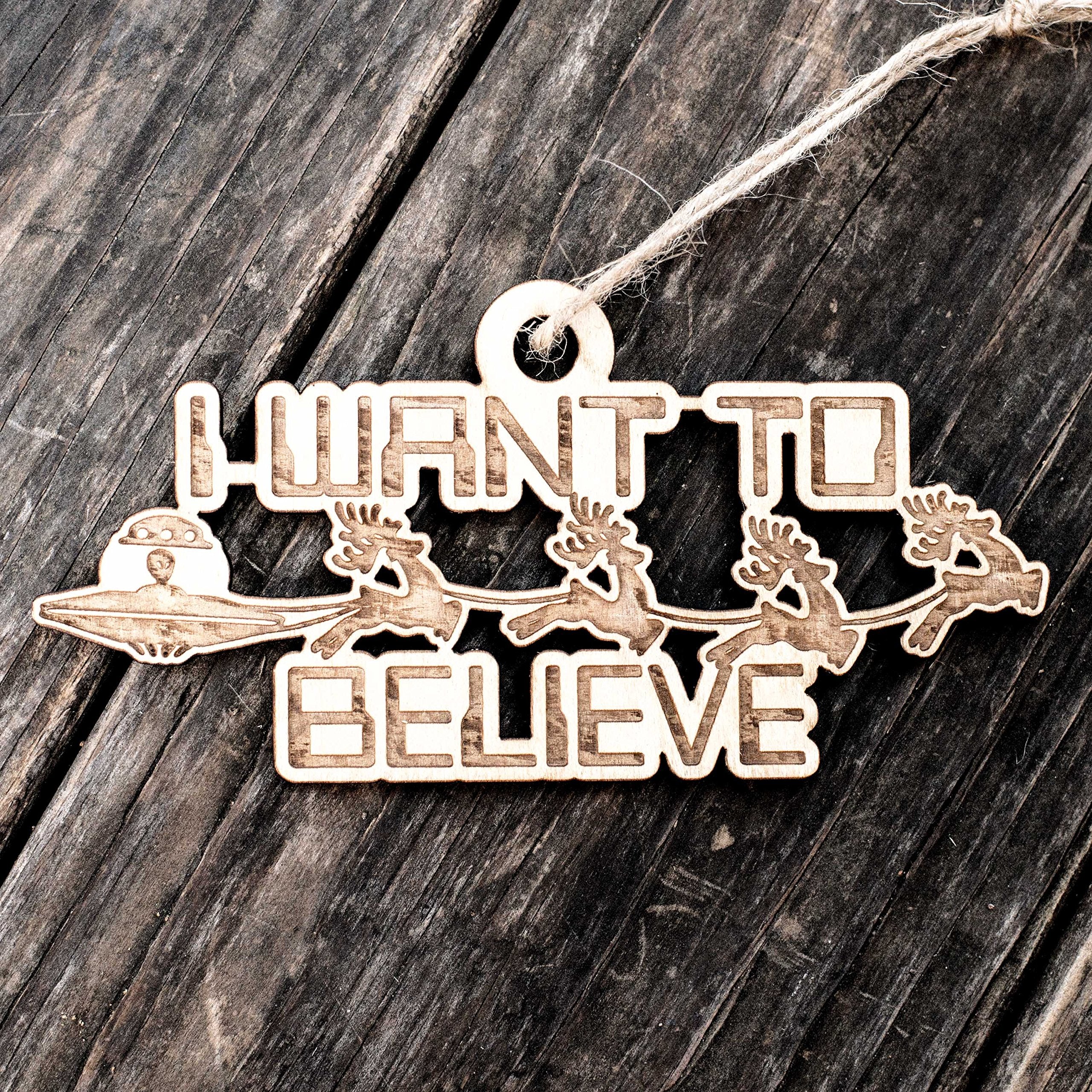 Maple wood ornament 6x3in detail
