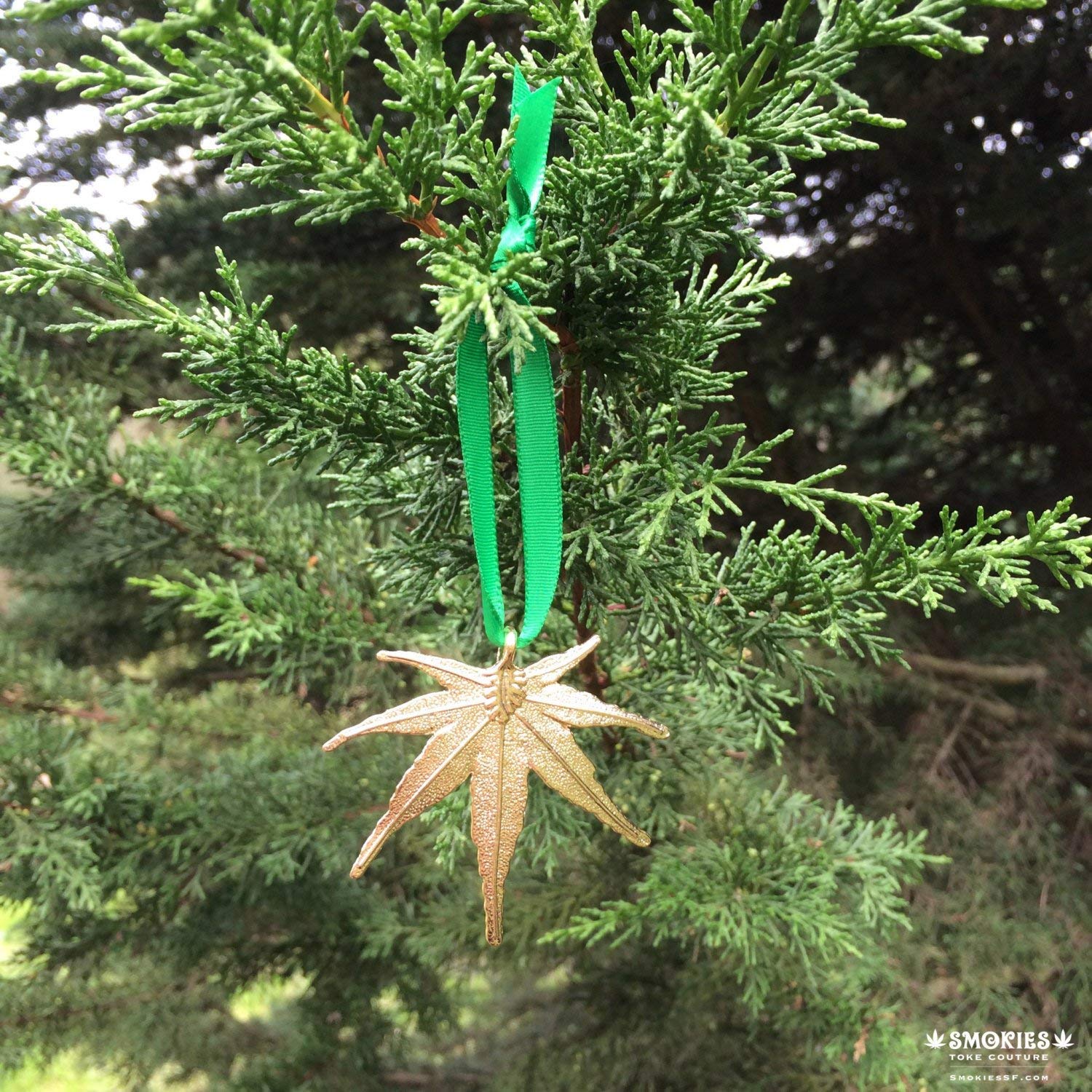 Hanging ornament with satin green ribbon 3 1/2 inches long