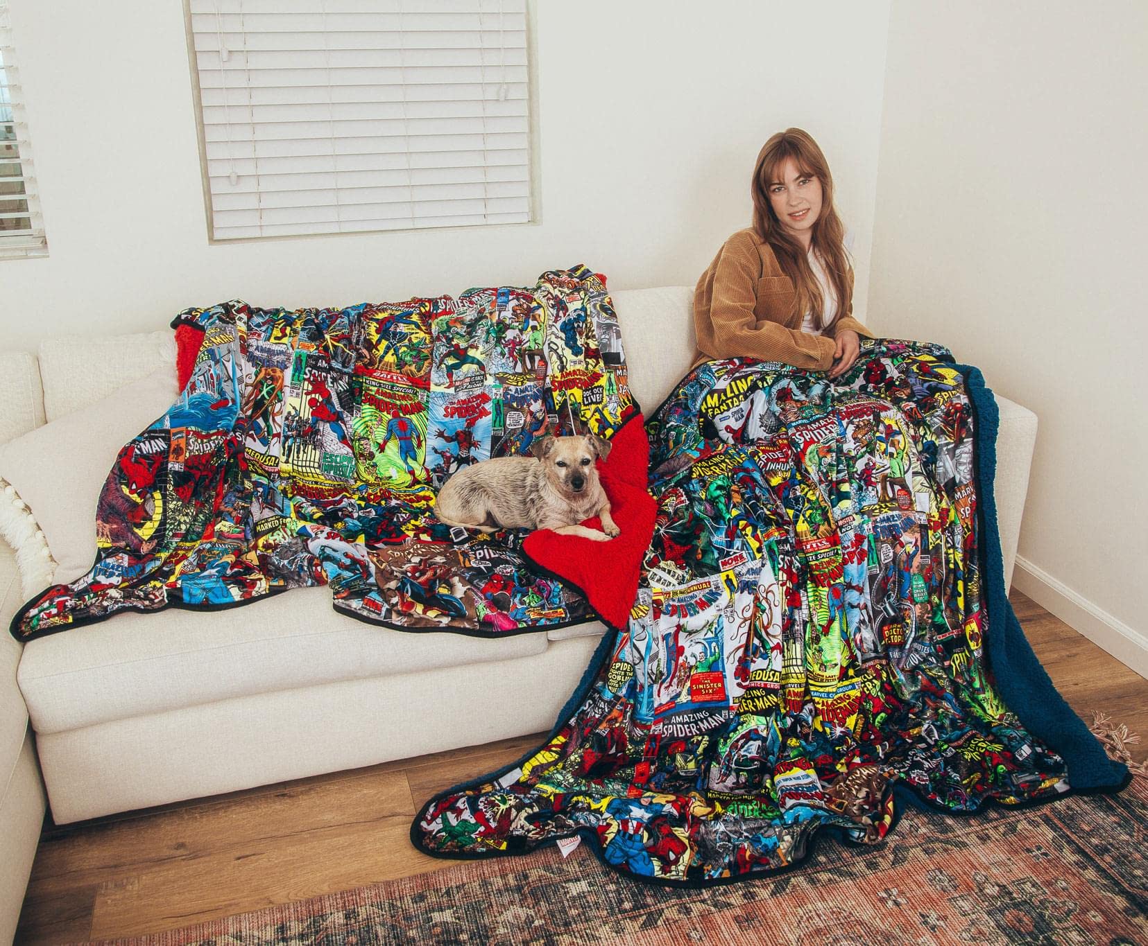 Polyester fleece surface of Spider-Man throw blanket