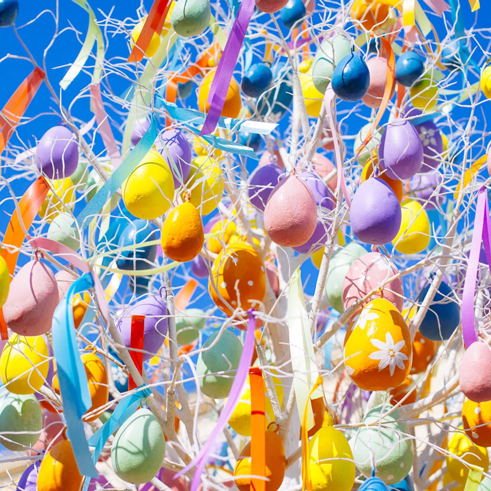 Blank white Easter eggs ready for decoration