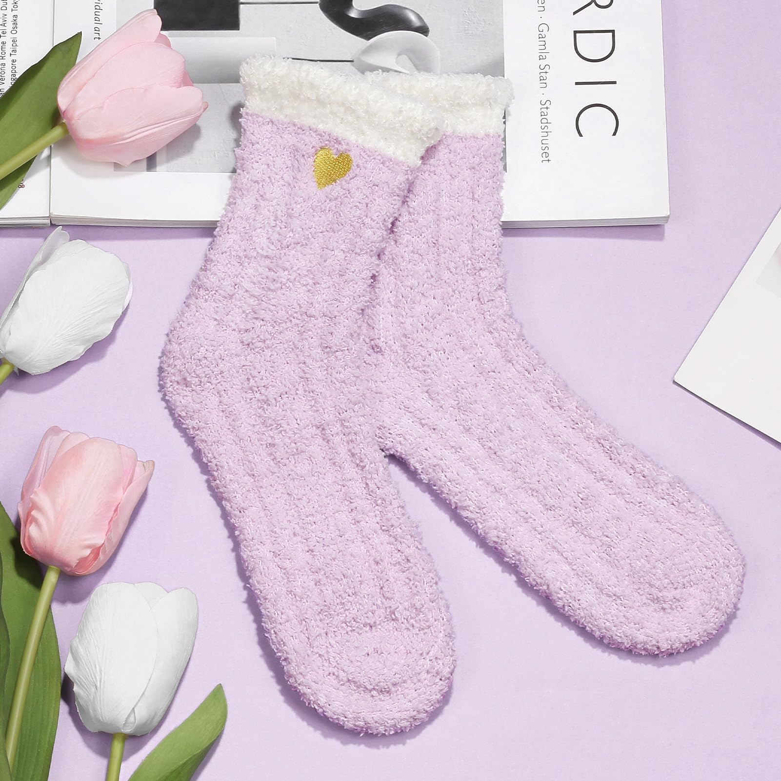 Silk headband included in MAYICIVO self care gifts