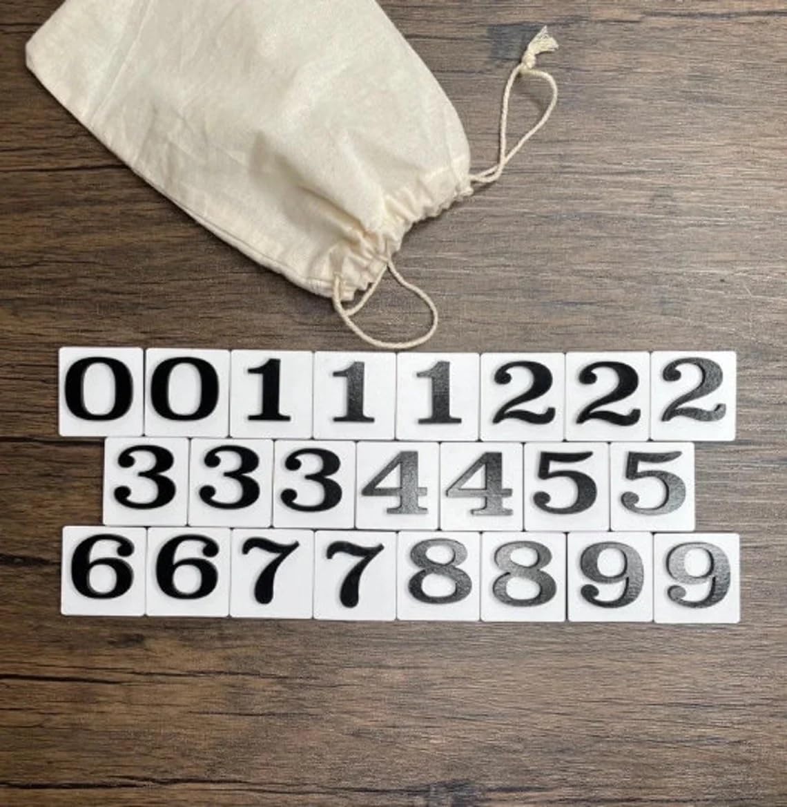 Decorative countdown sign suitable for home or office