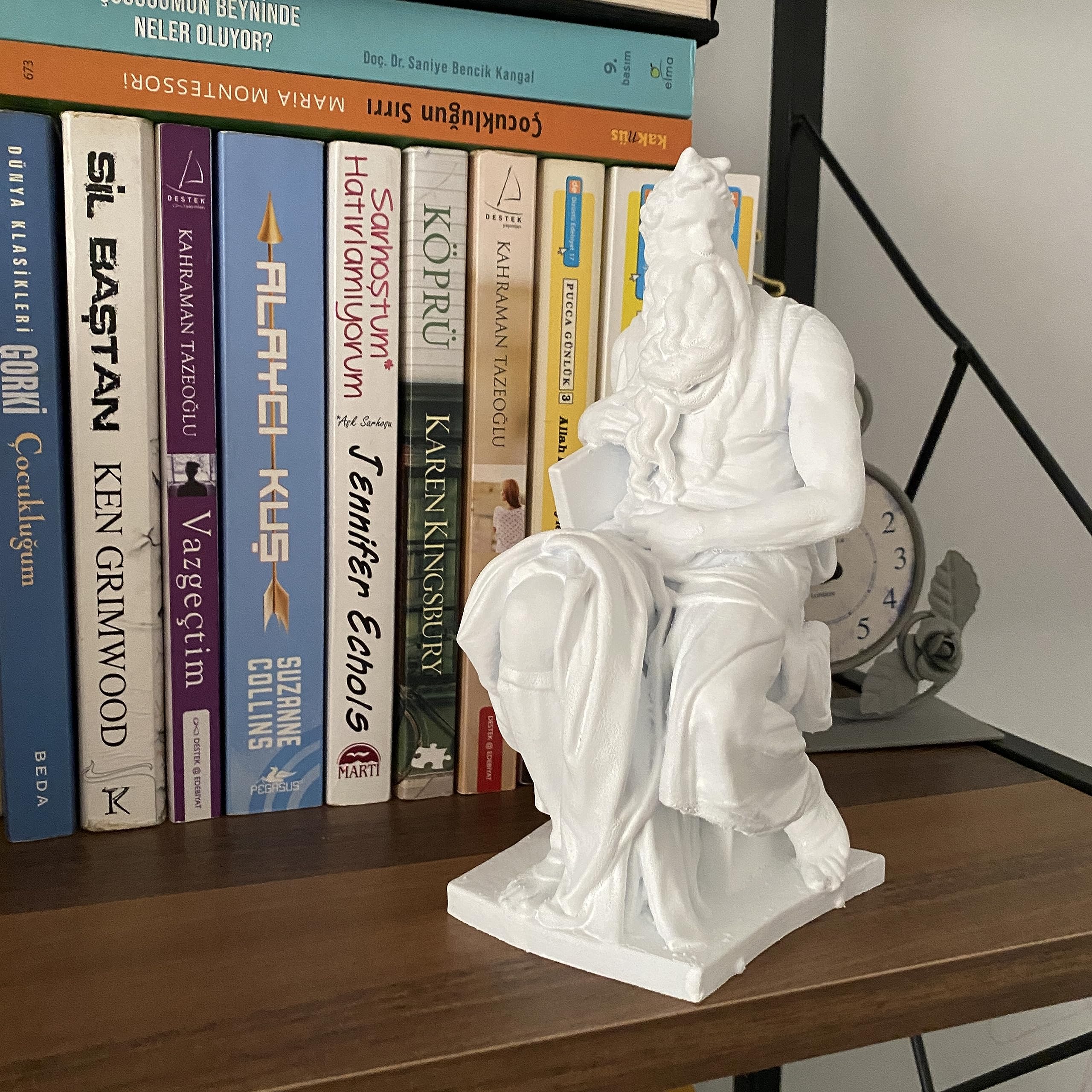 Moses statue art replica Michelangelo subject