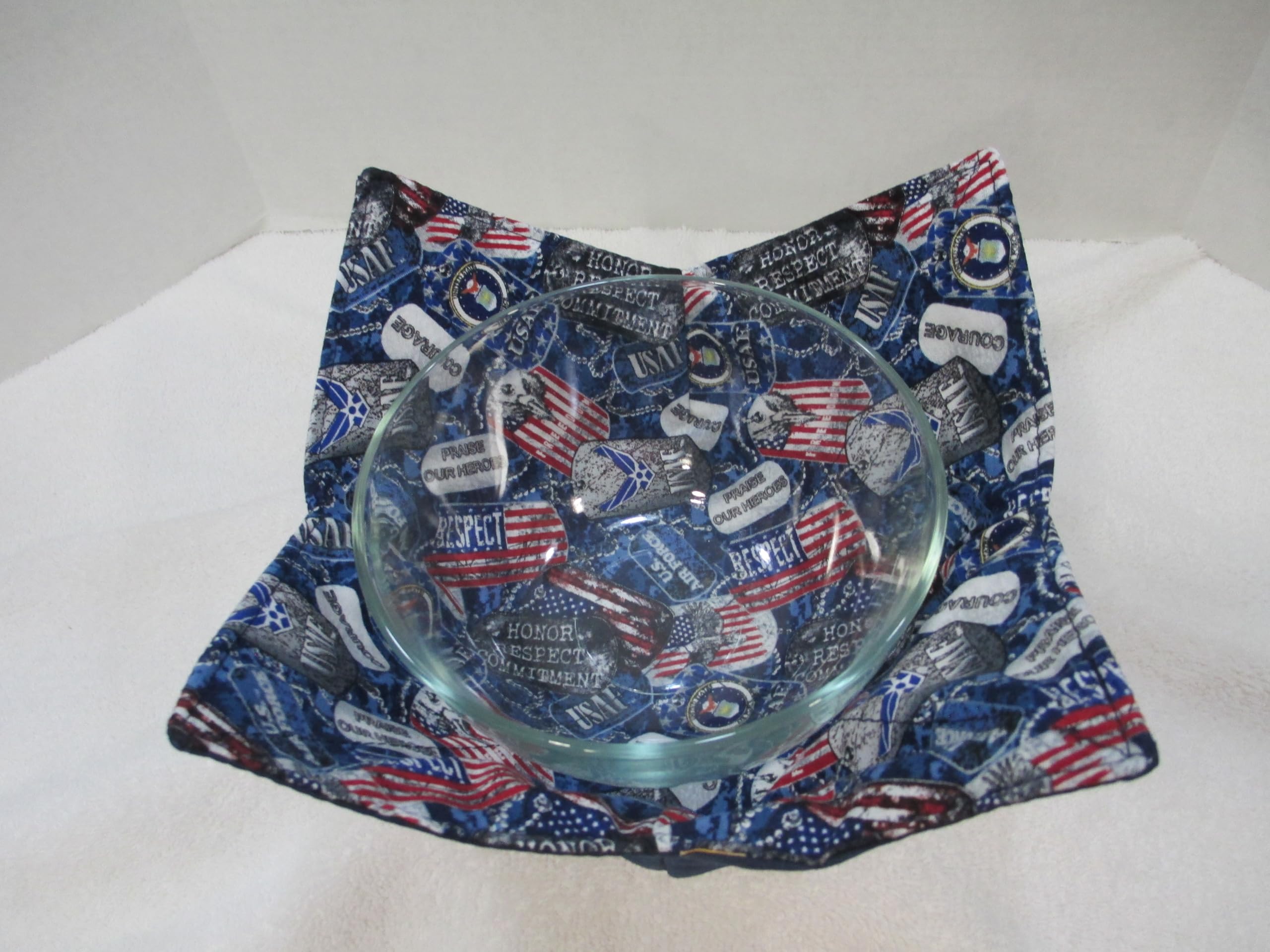 Microwavable bowl cozy protecting hands during reheating