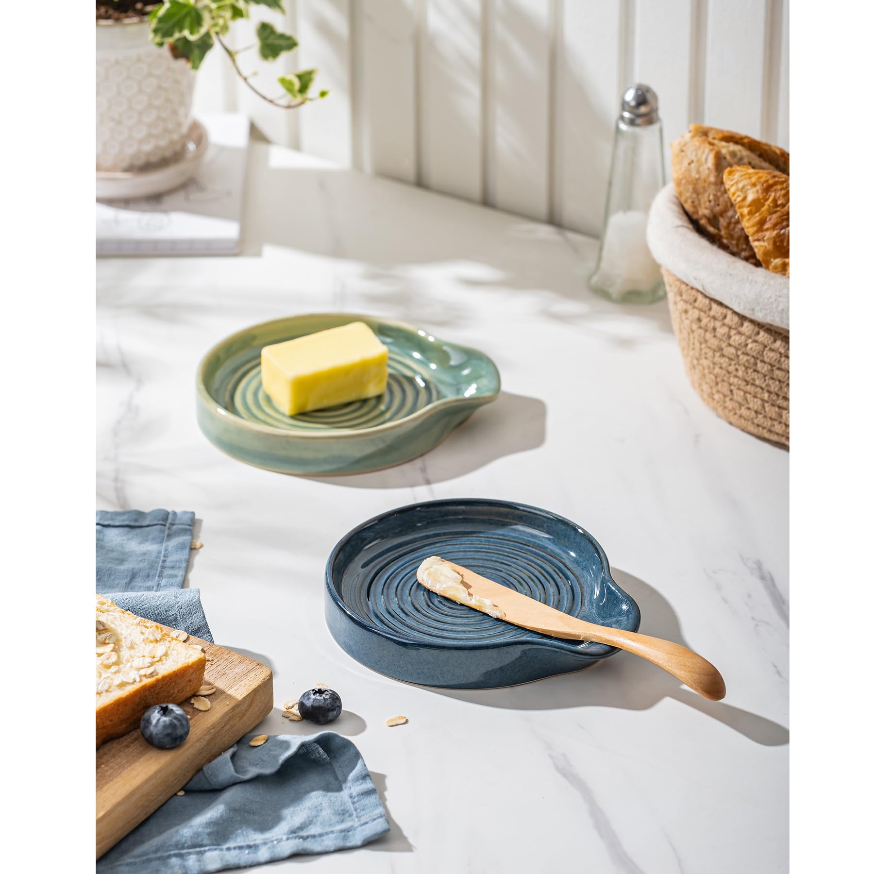 Ceramic spoon rest 5.5 inch size for stove top