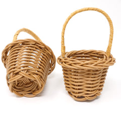 Six-pack woven baskets with handles for wedding decor