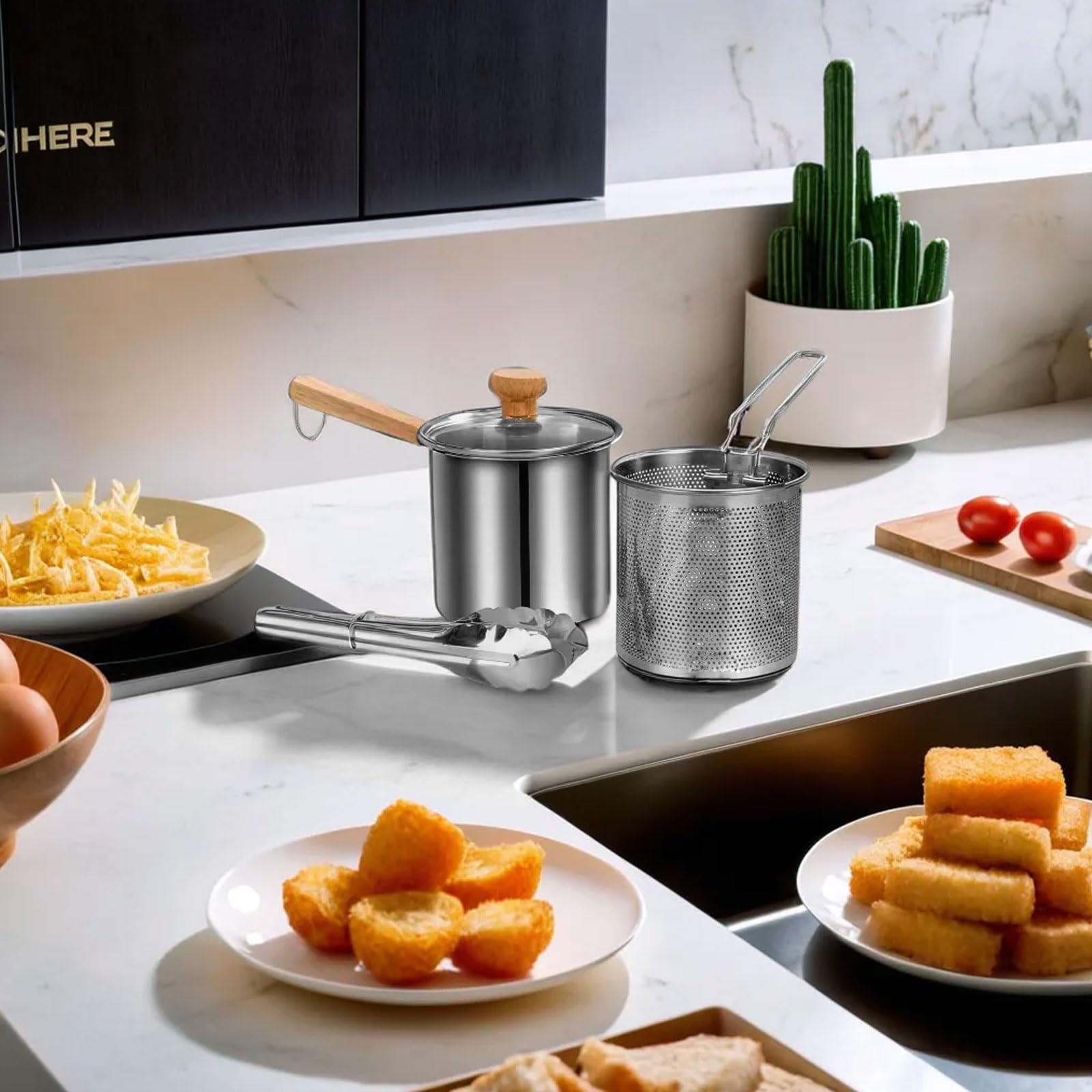 Gas or induction compatible frying pot