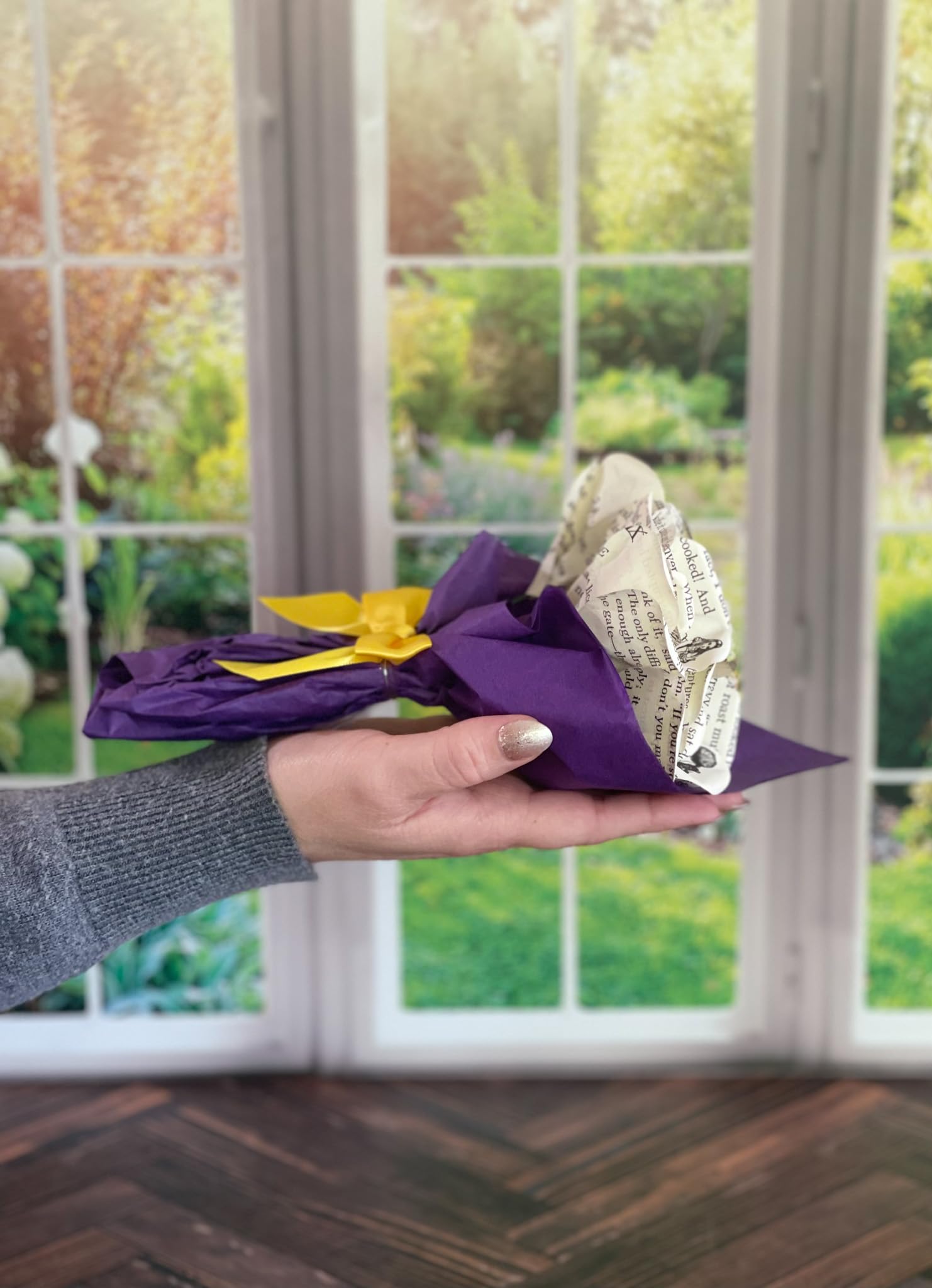 Miniature 3D paper flowers for display