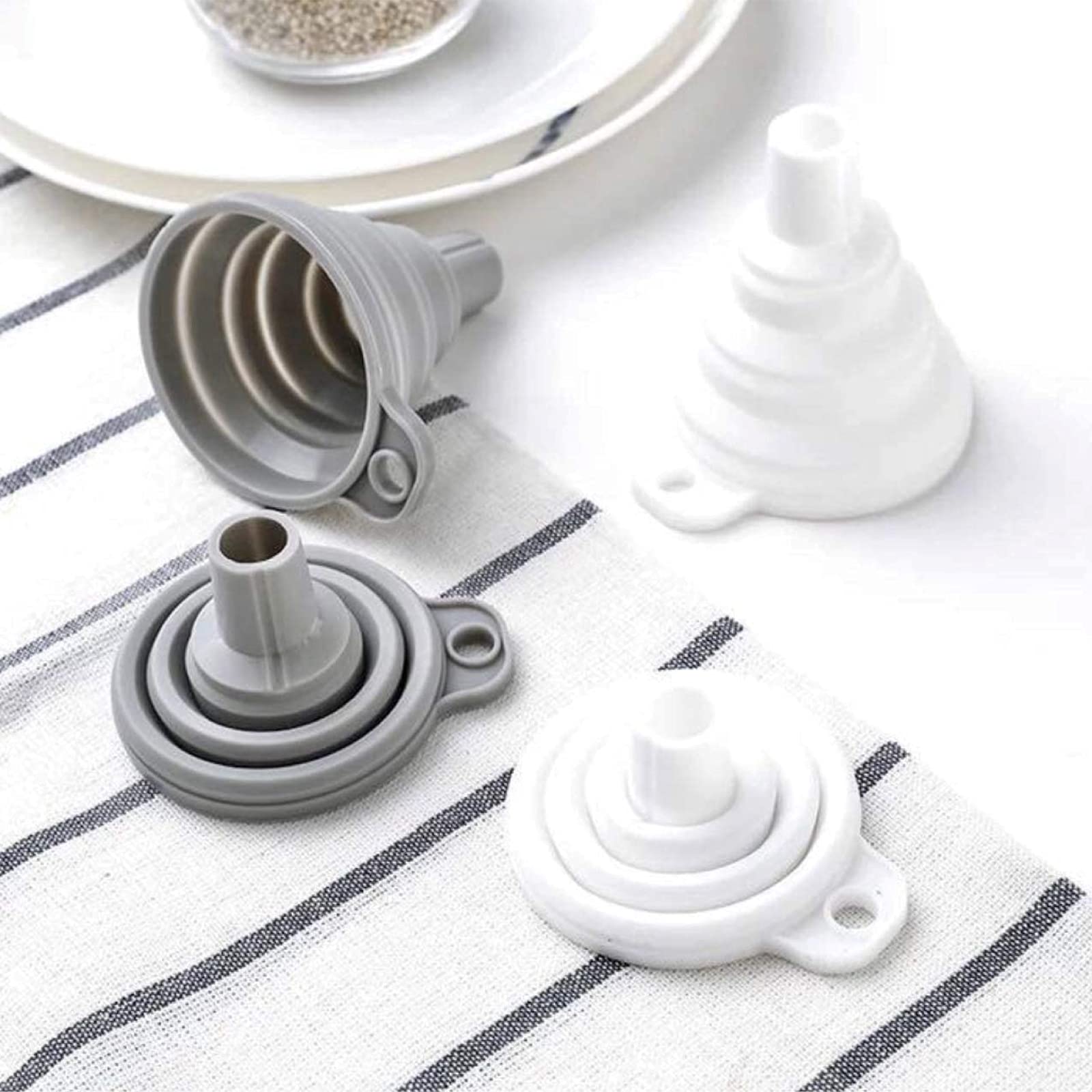 Misitifi collapsible silicone funnel set open and collapsed