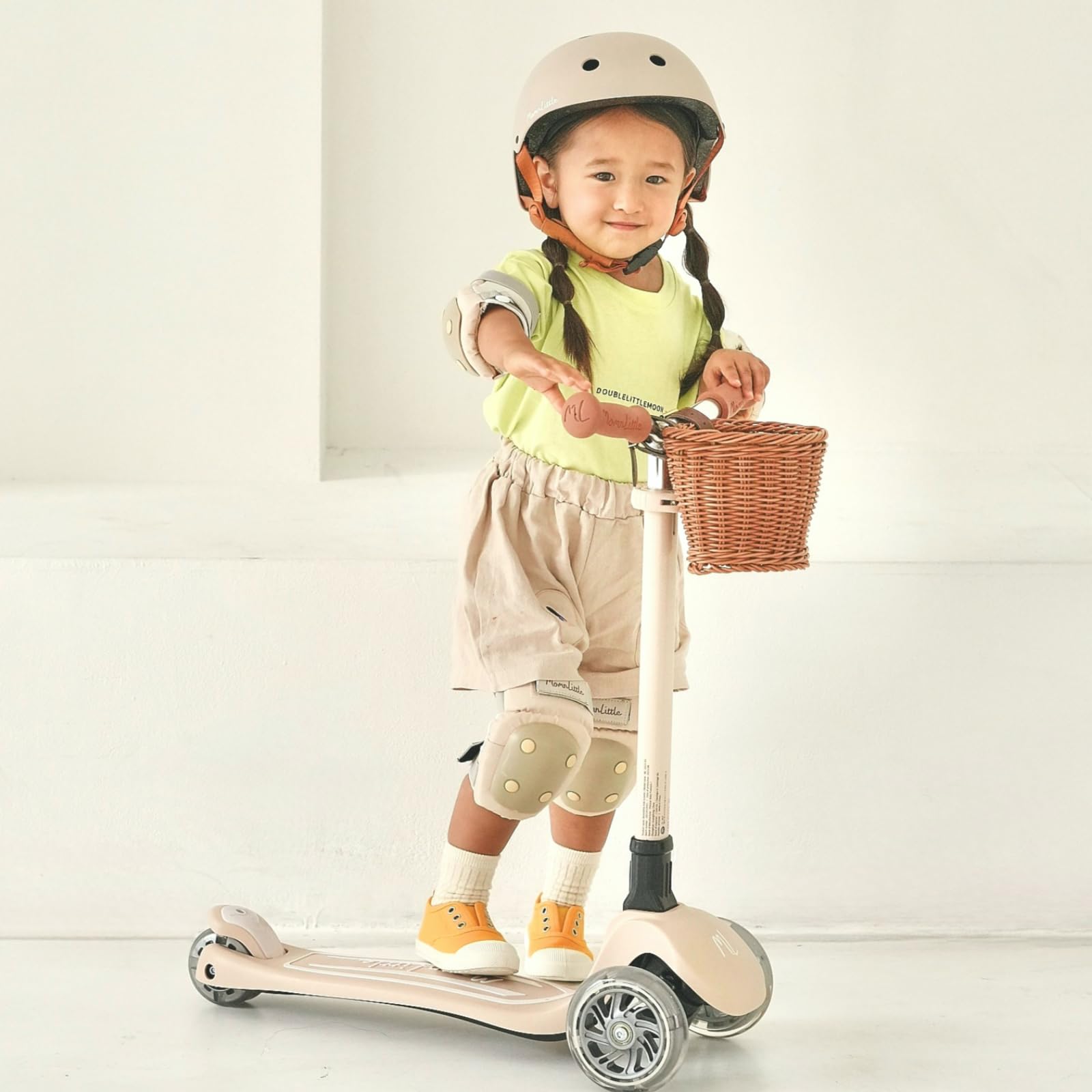 Mini basket included for carrying essentials on rides