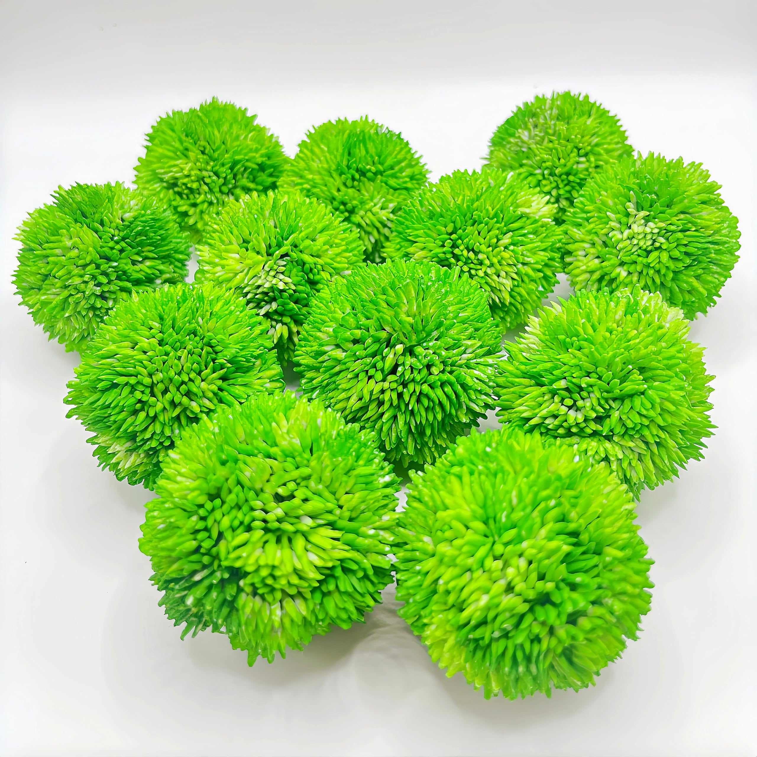 Decorative moss balls ready to use in bowls or containers