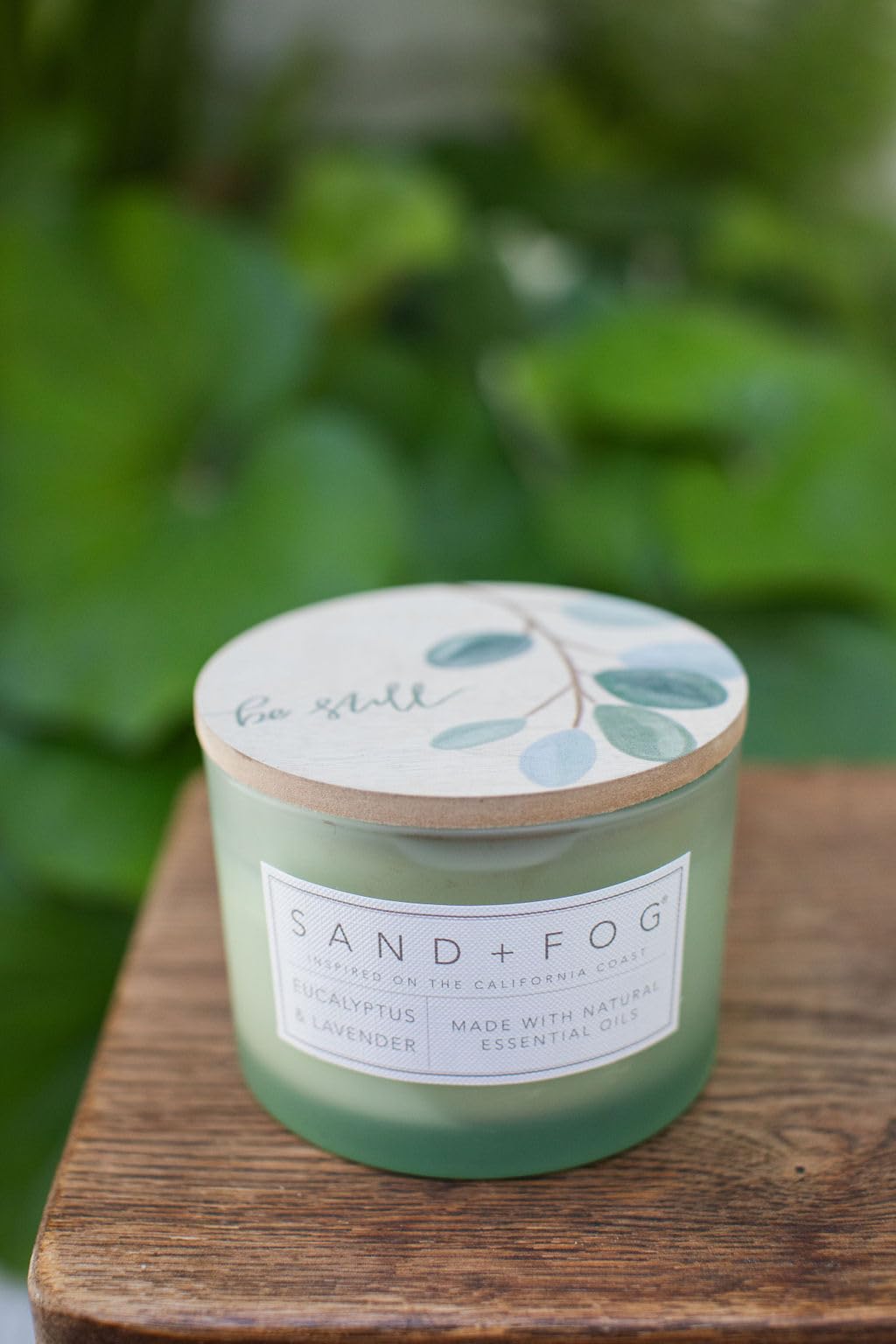 Muguet ozone base notes patchouli sandalwood musk candle